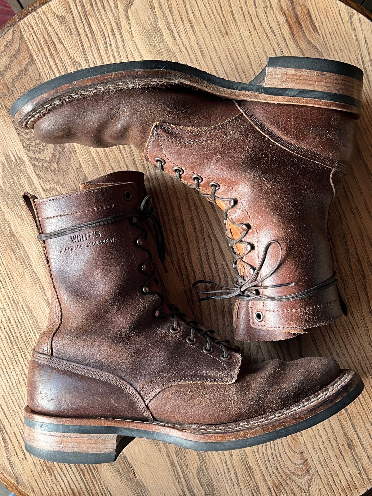 Photo by wabi_sabione on February 5, 2026 of the White's Bounty Hunter in Horween Natural Waxed Flesh.