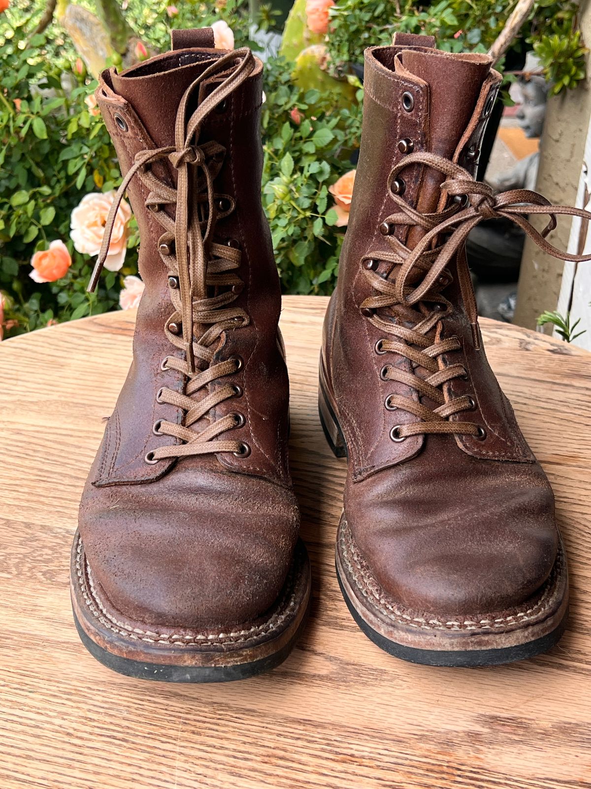 Photo by wabi_sabione on April 5, 2026 of the White's Bounty Hunter in Horween Natural Waxed Flesh.