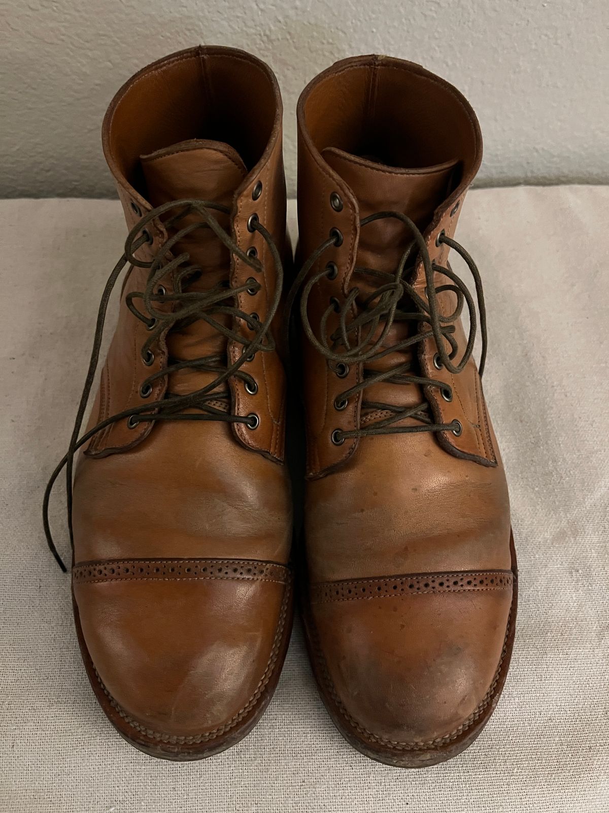 Photo by wabi_sabione on December 5, 2025 of the Viberg Service Boot in Shinki Natural Horsebutt.