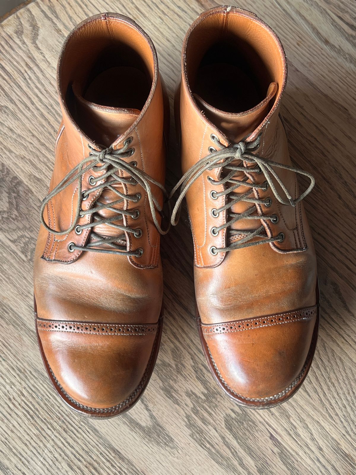 Photo by wabi_sabione on February 5, 2026 of the Viberg Service Boot in Shinki Natural Horsebutt.