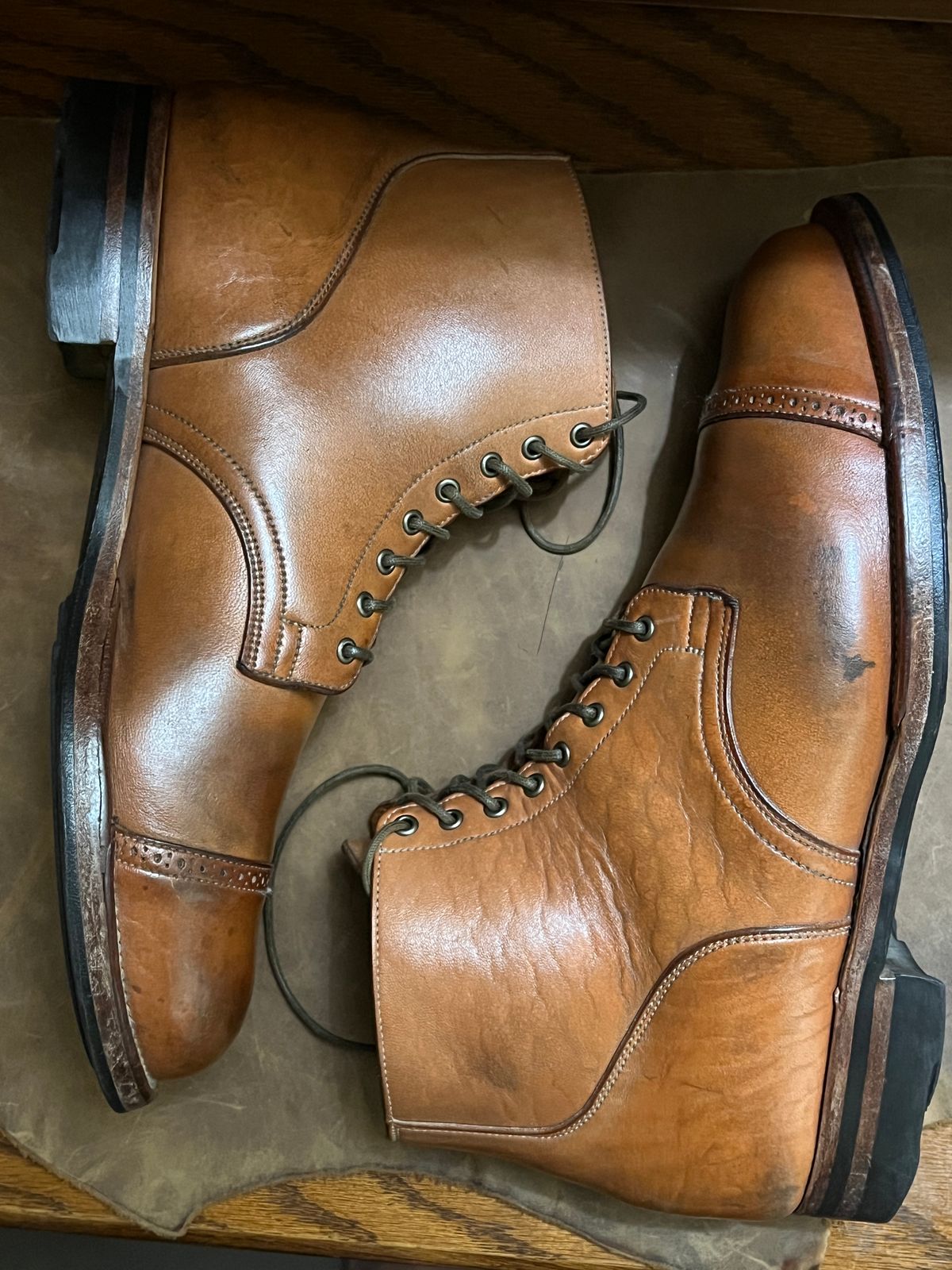 Photo by wabi_sabione on March 5, 2026 of the Viberg Service Boot in Shinki Natural Horsebutt.