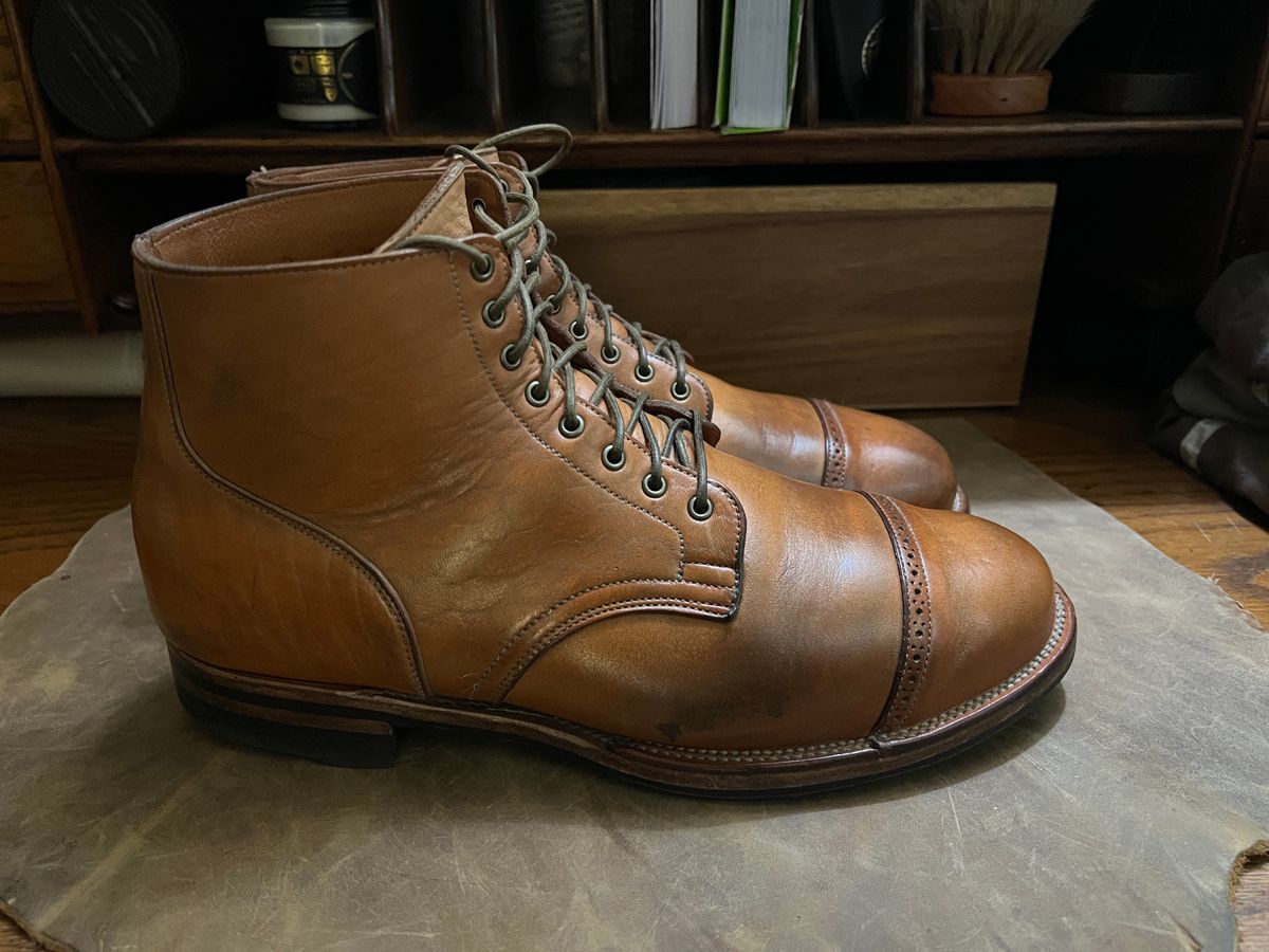 Photo by wabi_sabione on March 5, 2026 of the Viberg Service Boot in Shinki Natural Horsebutt.