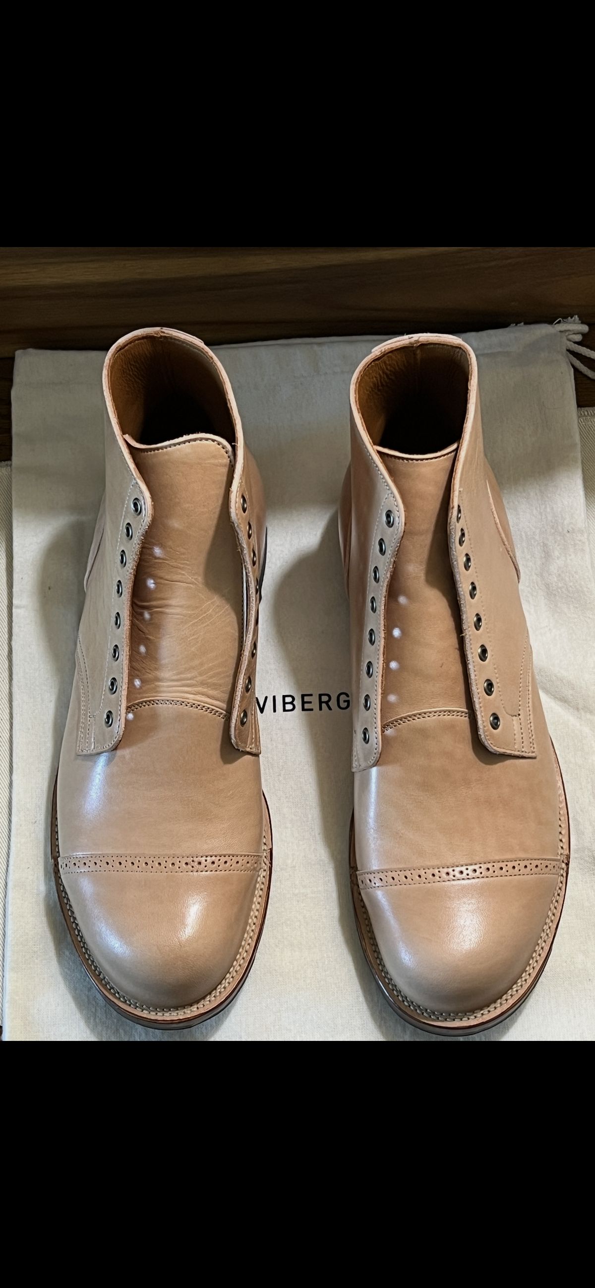 Photo by wabi_sabione on March 5, 2026 of the Viberg Service Boot in Shinki Natural Horsebutt.