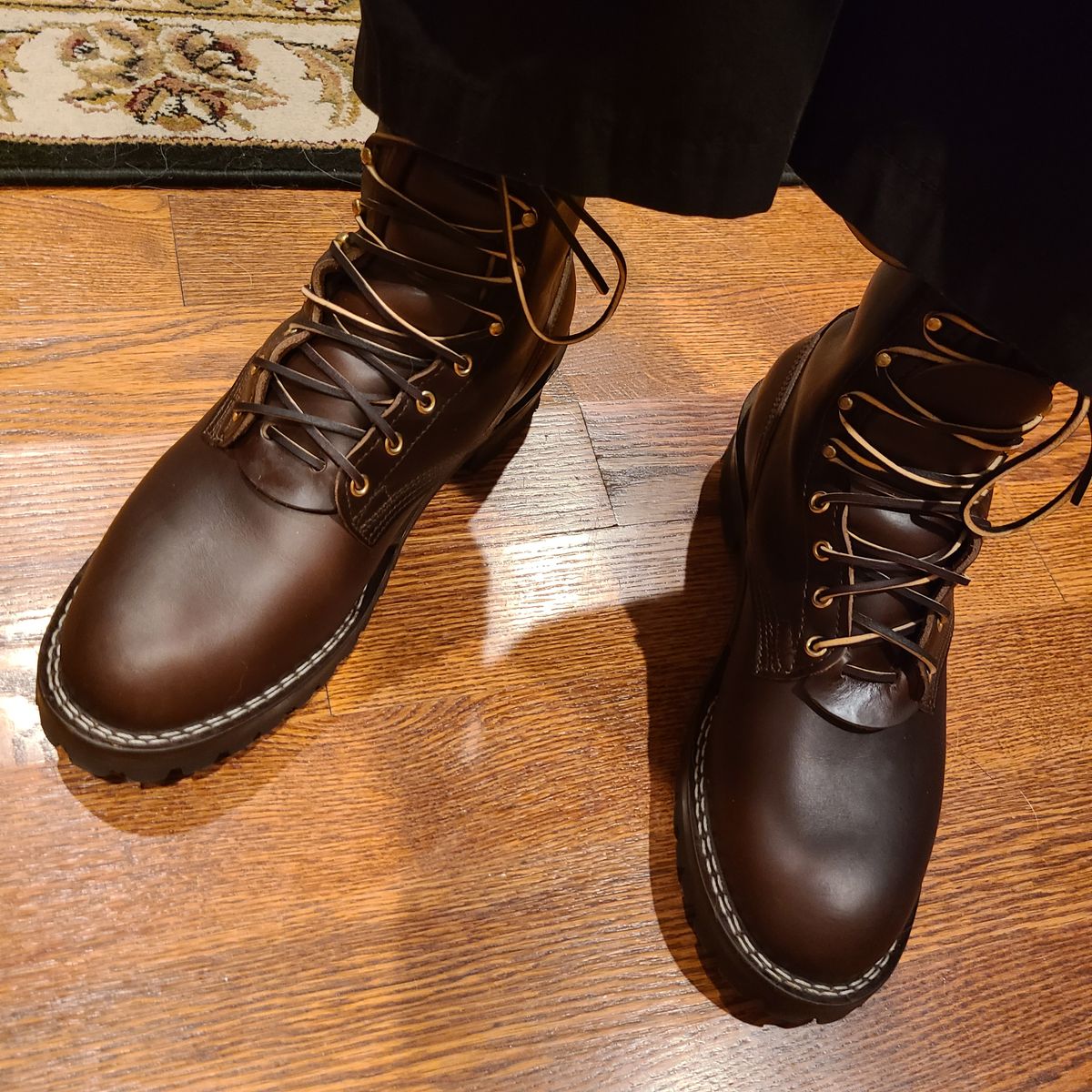 Photo by UrsusAstartes on October 10, 2023 of the Nicks Overlander in Horween Brown Chromexcel.