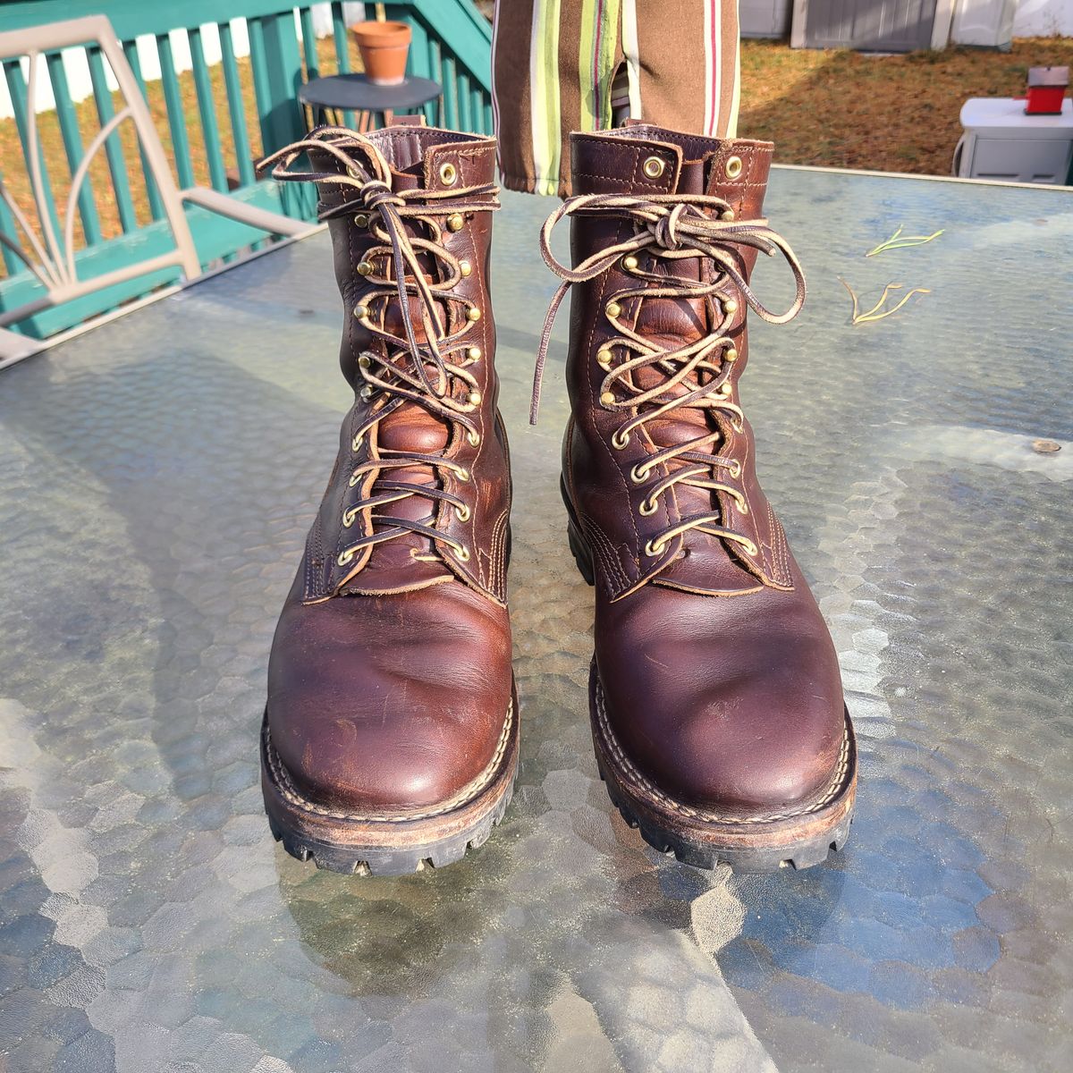 Photo by UrsusAstartes on December 4, 2023 of the Nicks Overlander in Horween Brown Chromexcel.