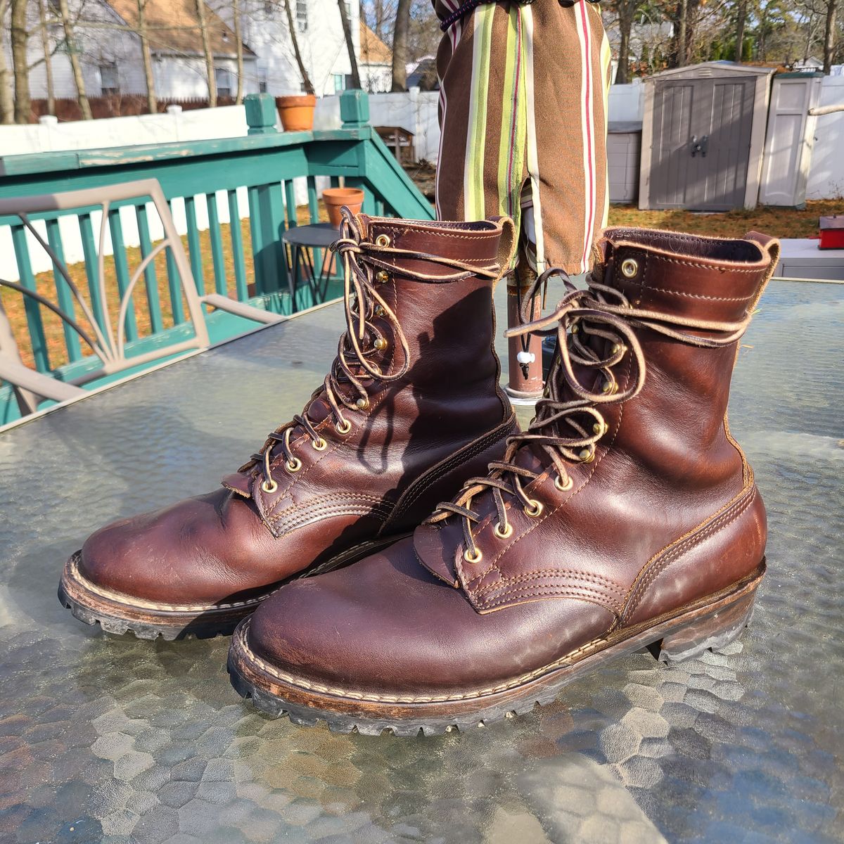 Photo by UrsusAstartes on December 4, 2023 of the Nicks Overlander in Horween Brown Chromexcel.