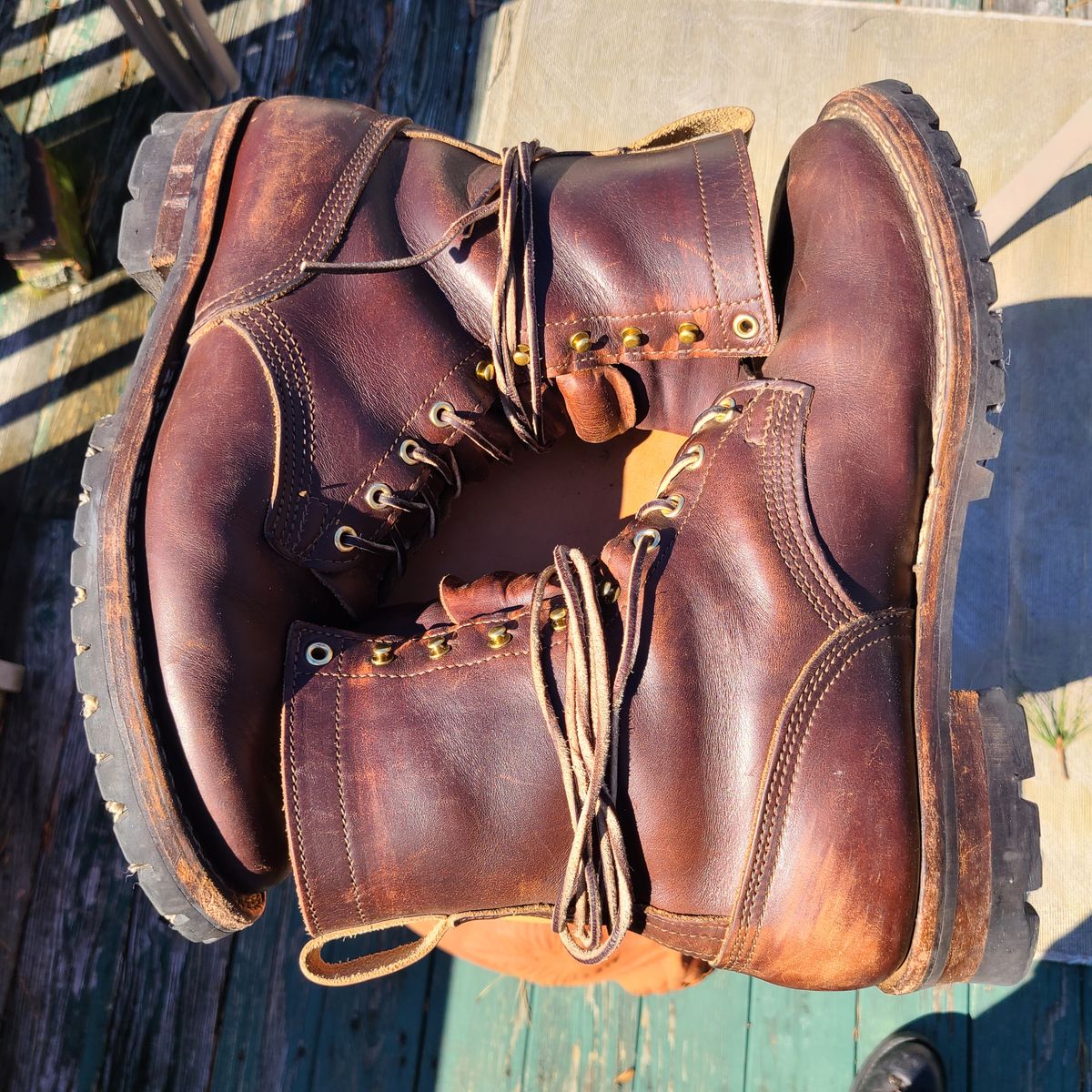 Photo by UrsusAstartes on March 3, 2024 of the Nicks Overlander in Horween Brown Chromexcel.