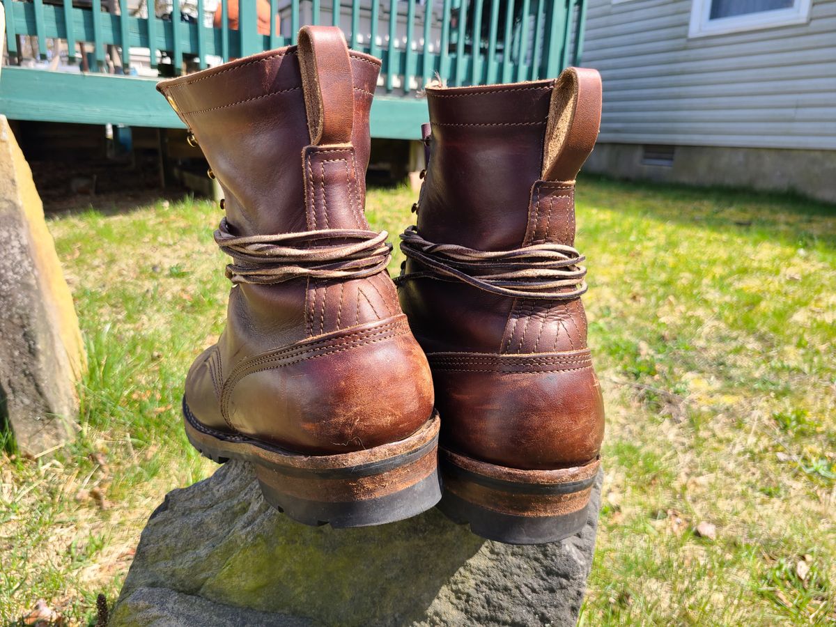 Photo by UrsusAstartes on April 1, 2024 of the Nicks Overlander in Horween Brown Chromexcel.