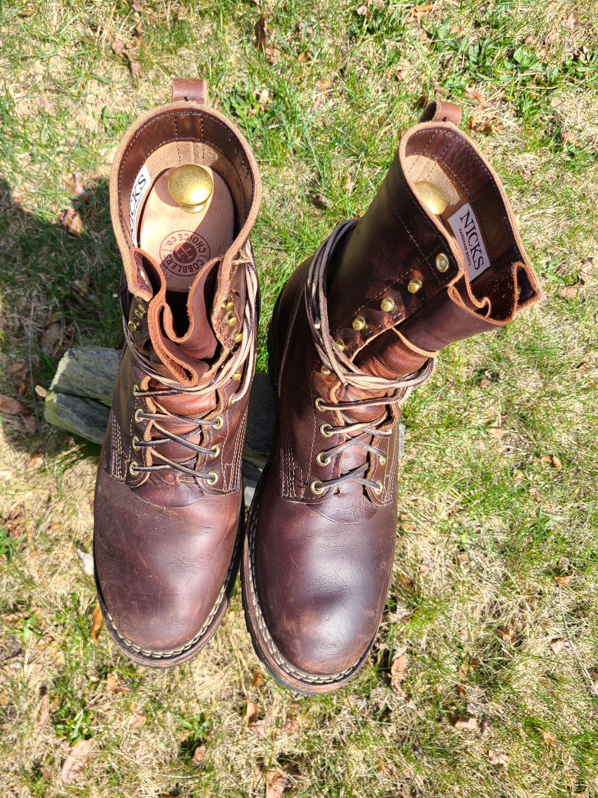 Photo by UrsusAstartes on April 1, 2024 of the Nicks Overlander in Horween Brown Chromexcel.