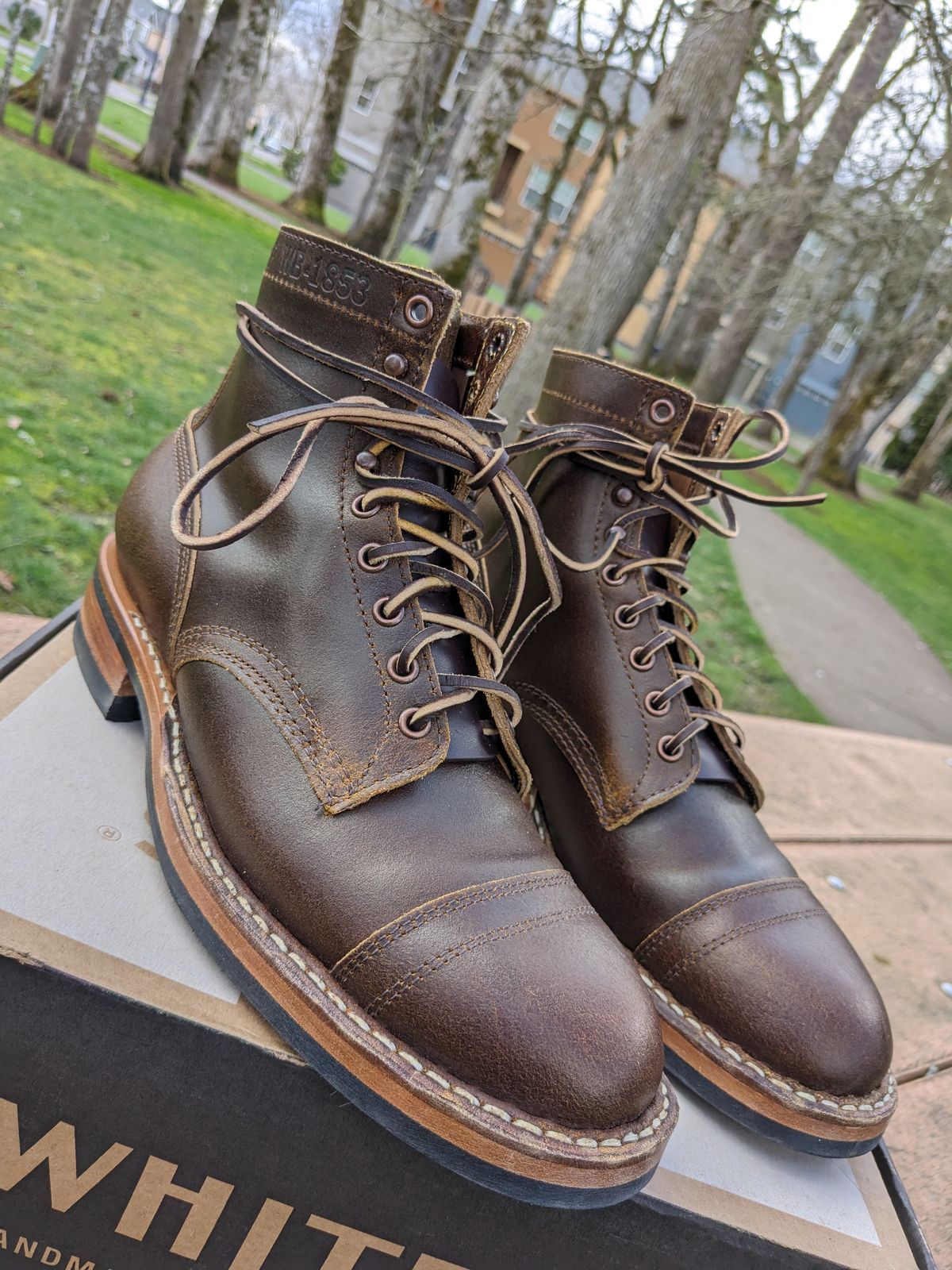 Photo by ZoSo on October 2, 2023 of the White's MP-Sherman Toe Cap in Horween Cinnamon Waxed Flesh.