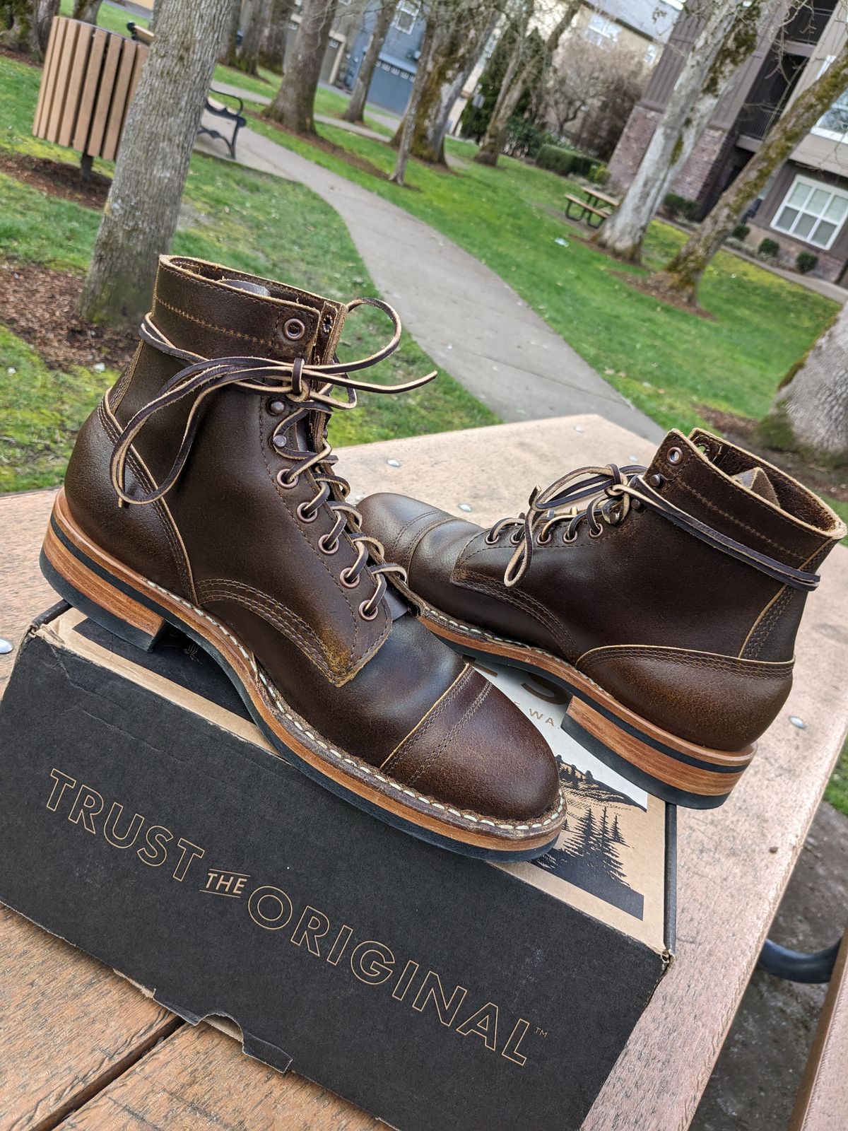 Photo by ZoSo on October 2, 2023 of the White's MP-Sherman Toe Cap in Horween Cinnamon Waxed Flesh.