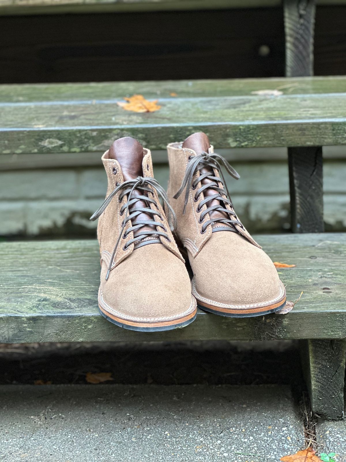 Photo by cmd on November 1, 2022 of the Viberg Boondocker in Horween Natural Chromexcel Roughout.