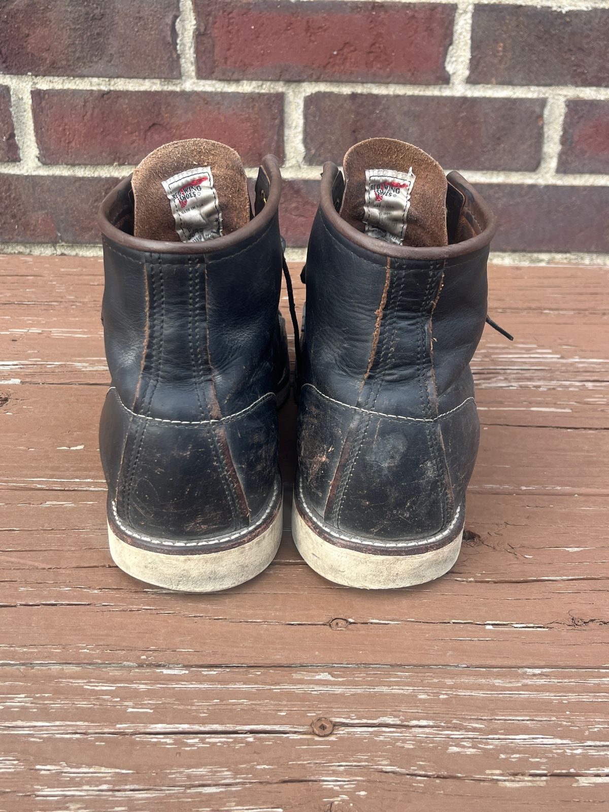 Photo by PerHansa on March 1, 2026 of the Red Wing 6-Inch Classic Moc in S.B. Foot Black Prairie.