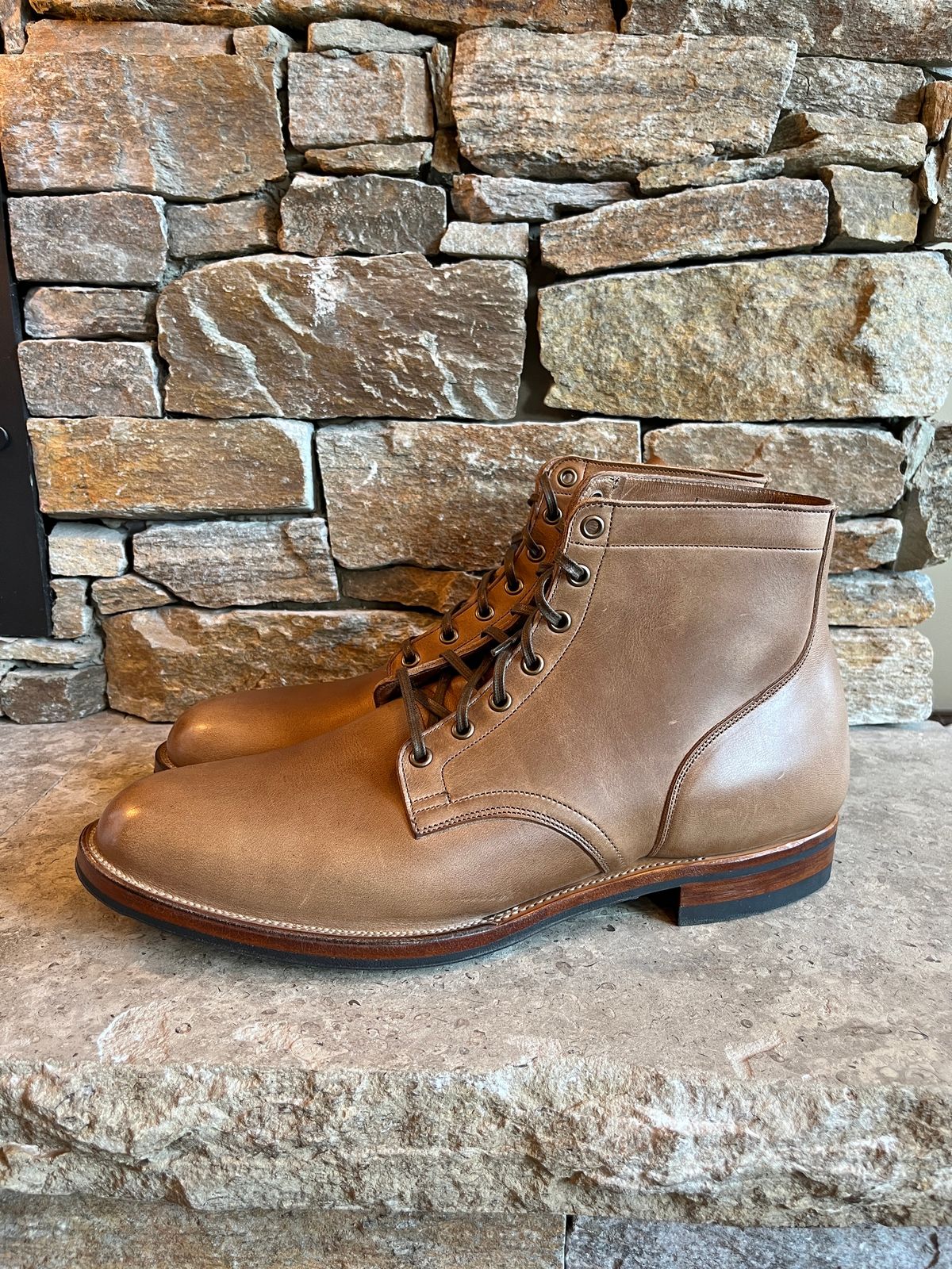 Photo by PerHansa on October 1, 2023 of the Viberg Service Boot in Horween Natural Chromexcel.