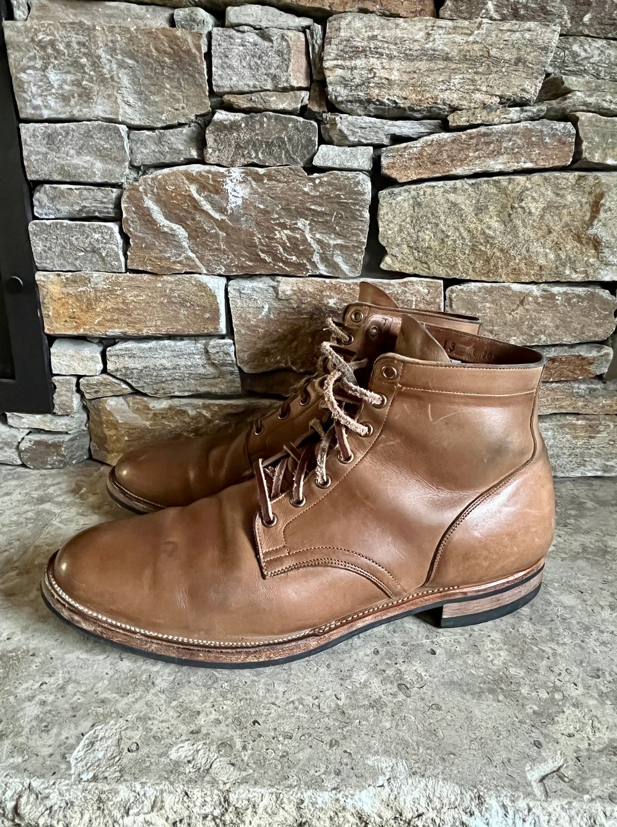 Photo by PerHansa on December 3, 2023 of the Viberg Service Boot in Horween Natural Chromexcel.