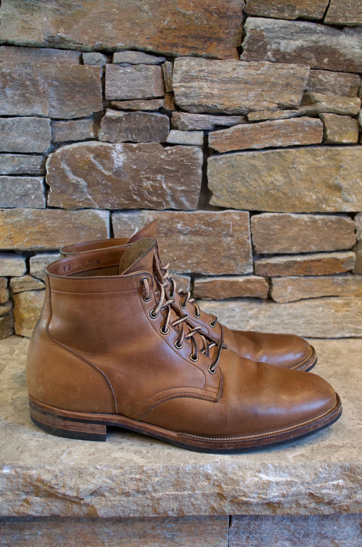 Photo by PerHansa on January 1, 2024 of the Viberg Service Boot in Horween Natural Chromexcel.