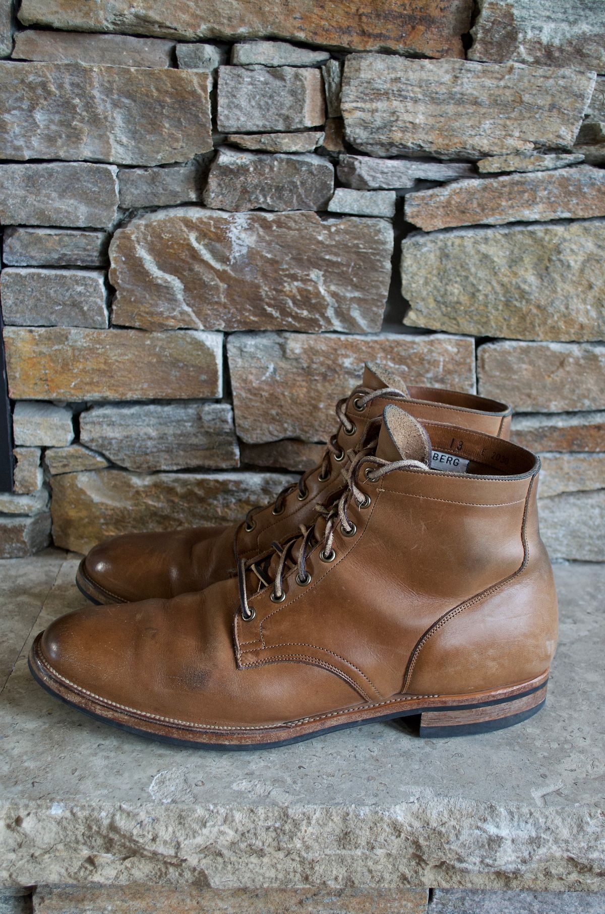 Photo by PerHansa on February 2, 2024 of the Viberg Service Boot in Horween Natural Chromexcel.