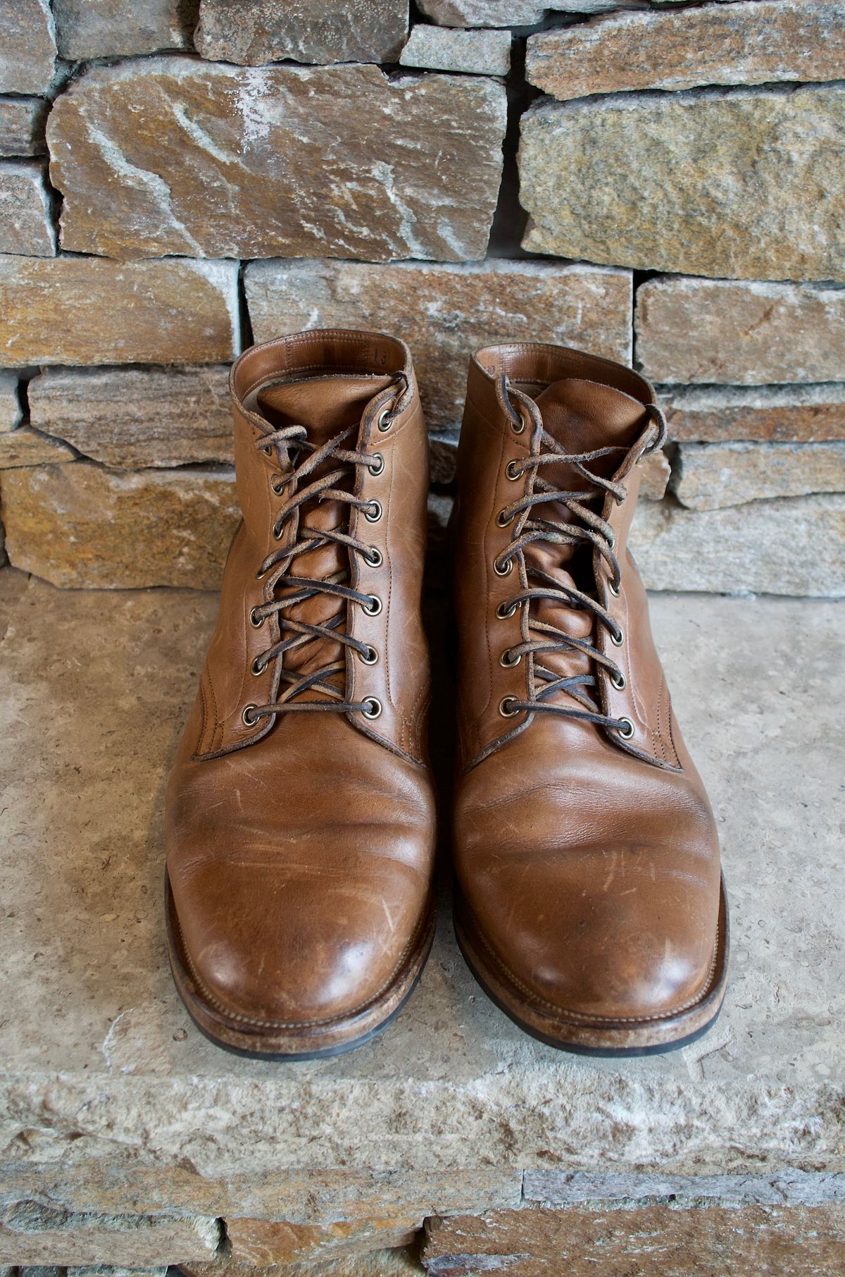 Photo by PerHansa on April 2, 2024 of the Viberg Service Boot in Horween Natural Chromexcel.