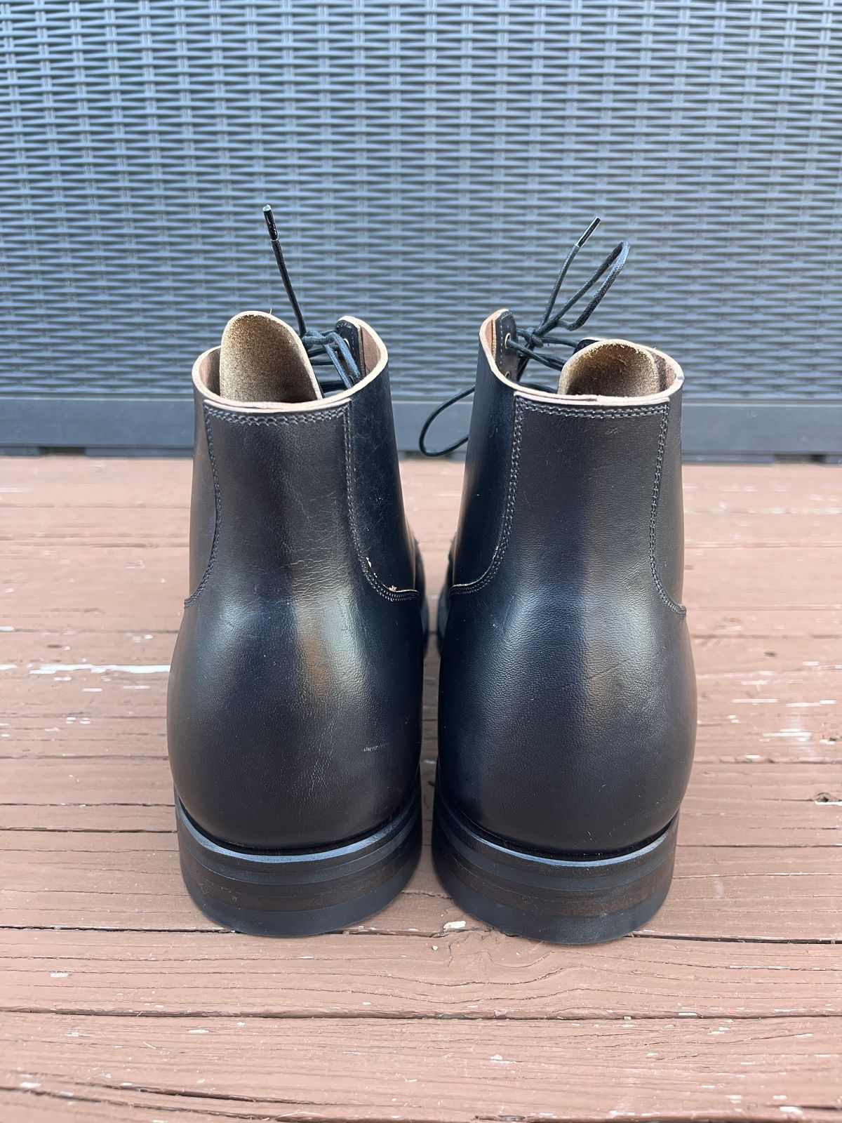 Photo by PerHansa on October 2, 2024 of the Viberg Service Boot BCT in Horween Black Teacore Double Cordovan Butts.