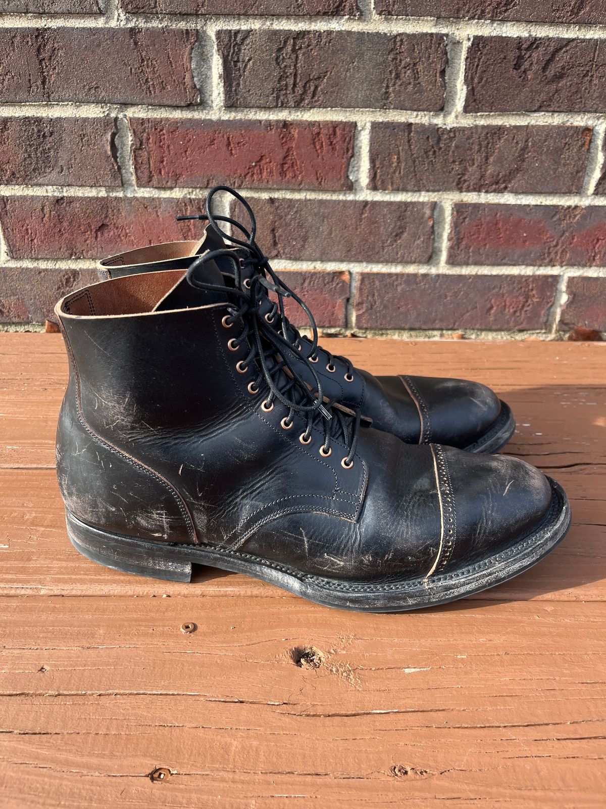 Photo by PerHansa on February 3, 2025 of the Viberg Service Boot BCT in Horween Black Teacore Double Cordovan Butts.