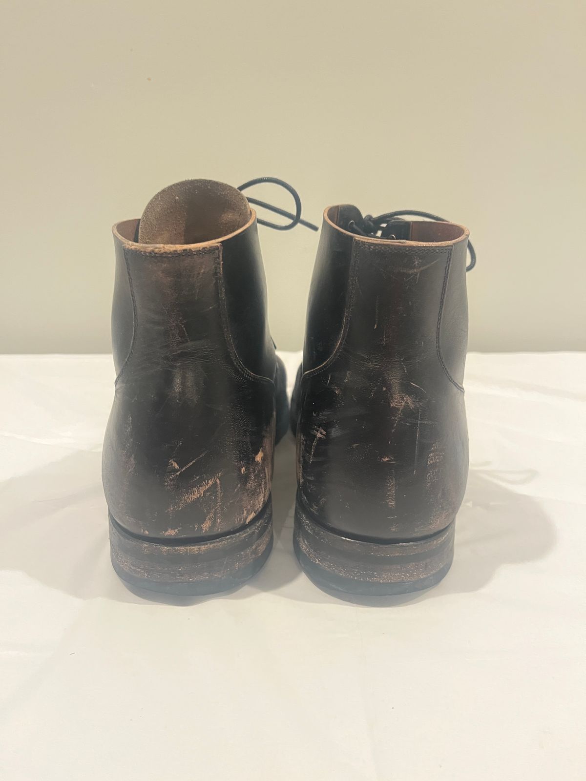 Photo by PerHansa on March 6, 2025 of the Viberg Service Boot BCT in Horween Black Teacore Double Cordovan Butts.