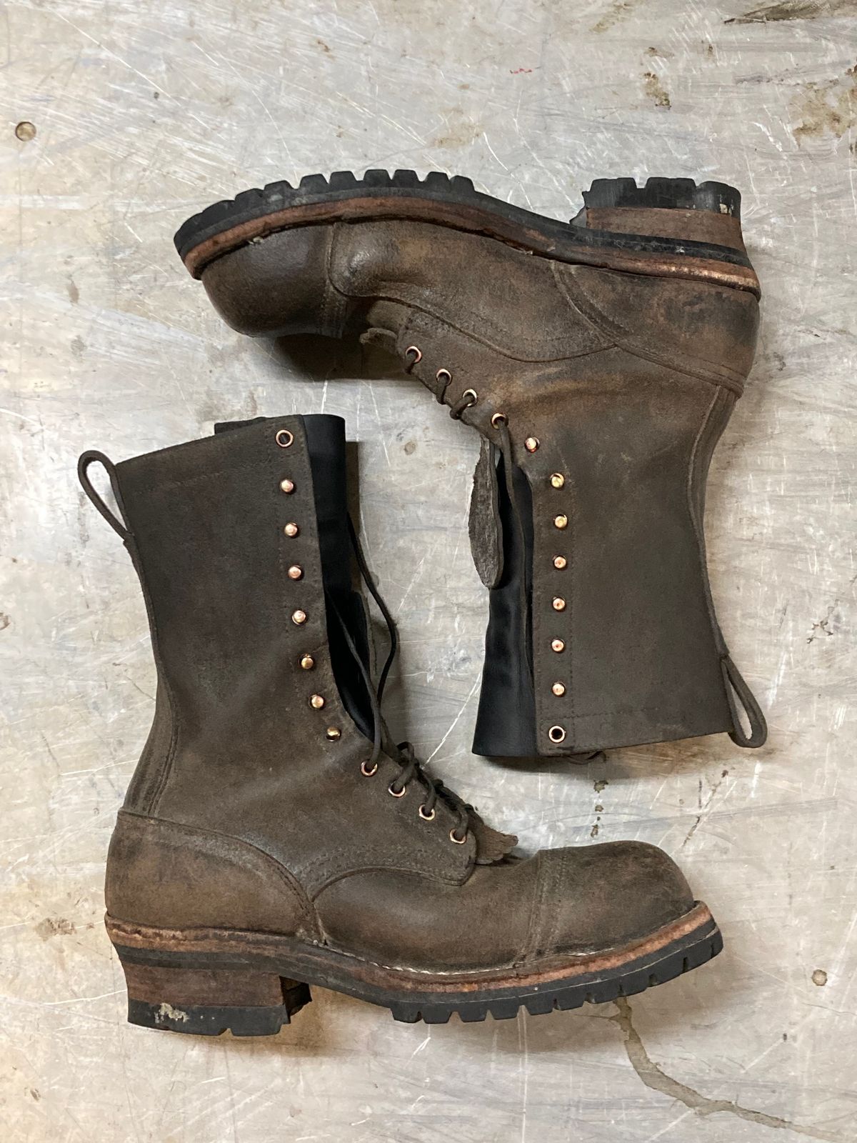 Photo by LowUFO on December 5, 2025 of the Nicks MTO in 1964 Ash Grey.