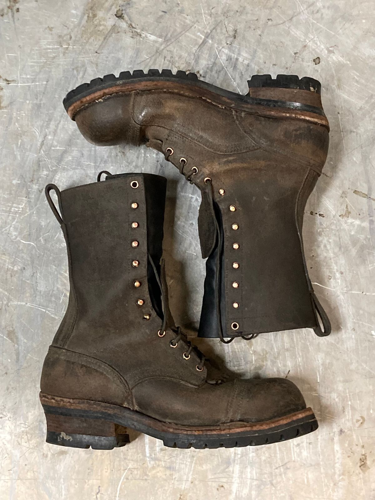 Photo by LowUFO on January 4, 2026 of the Nicks MTO in 1964 Ash Grey.