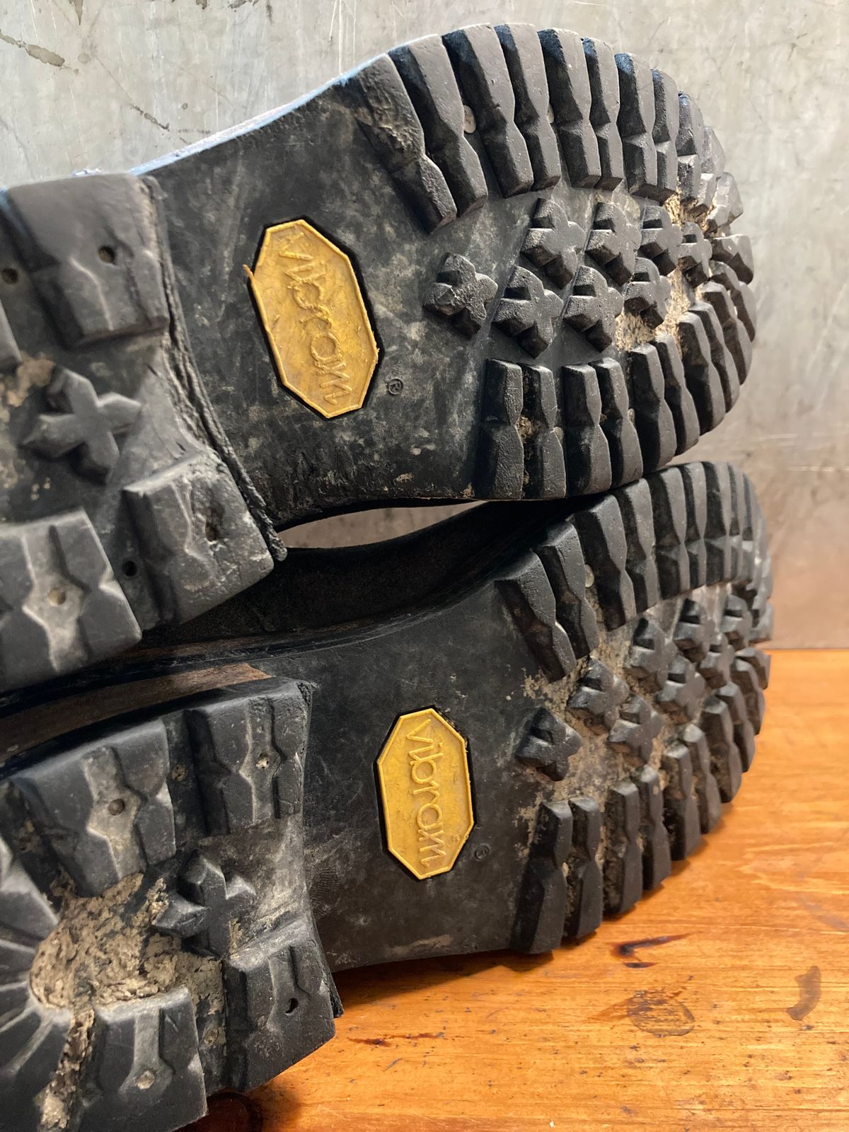 Photo by LowUFO on January 4, 2026 of the Nicks MTO in 1964 Ash Grey.