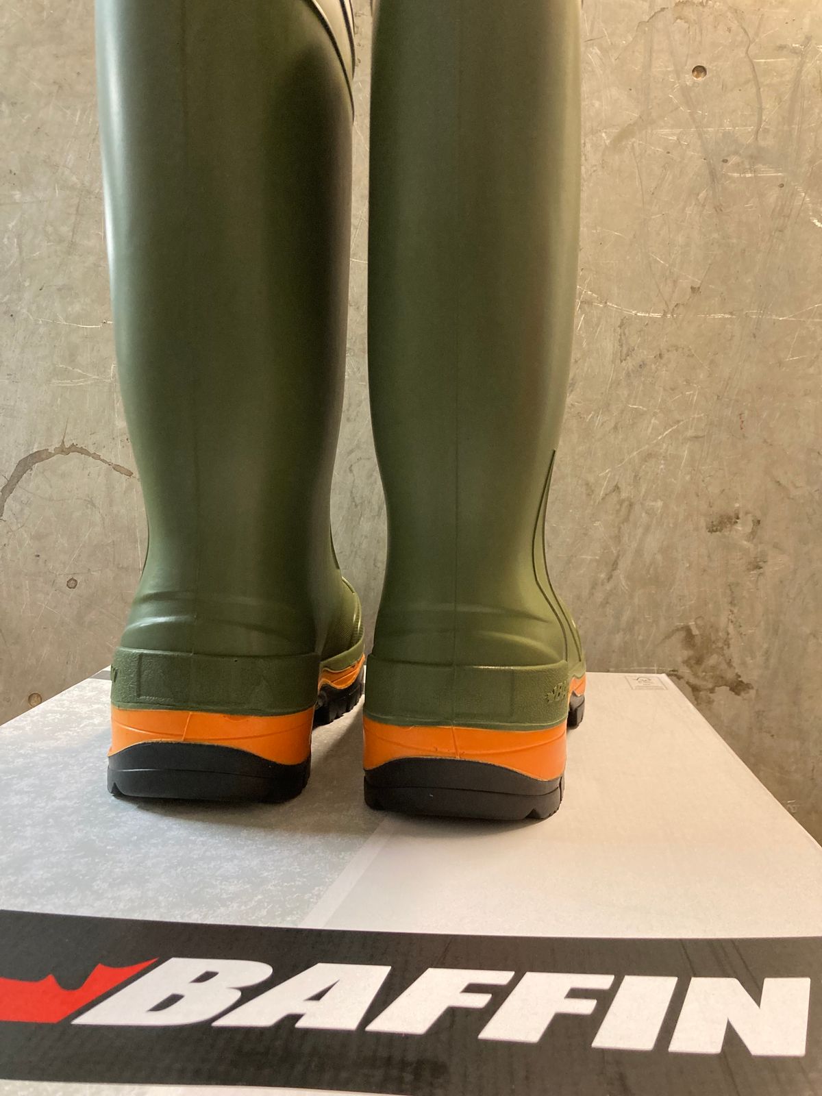 Photo by LowUFO on October 10, 2023 of the Baffin Icebear in Polyurethane.