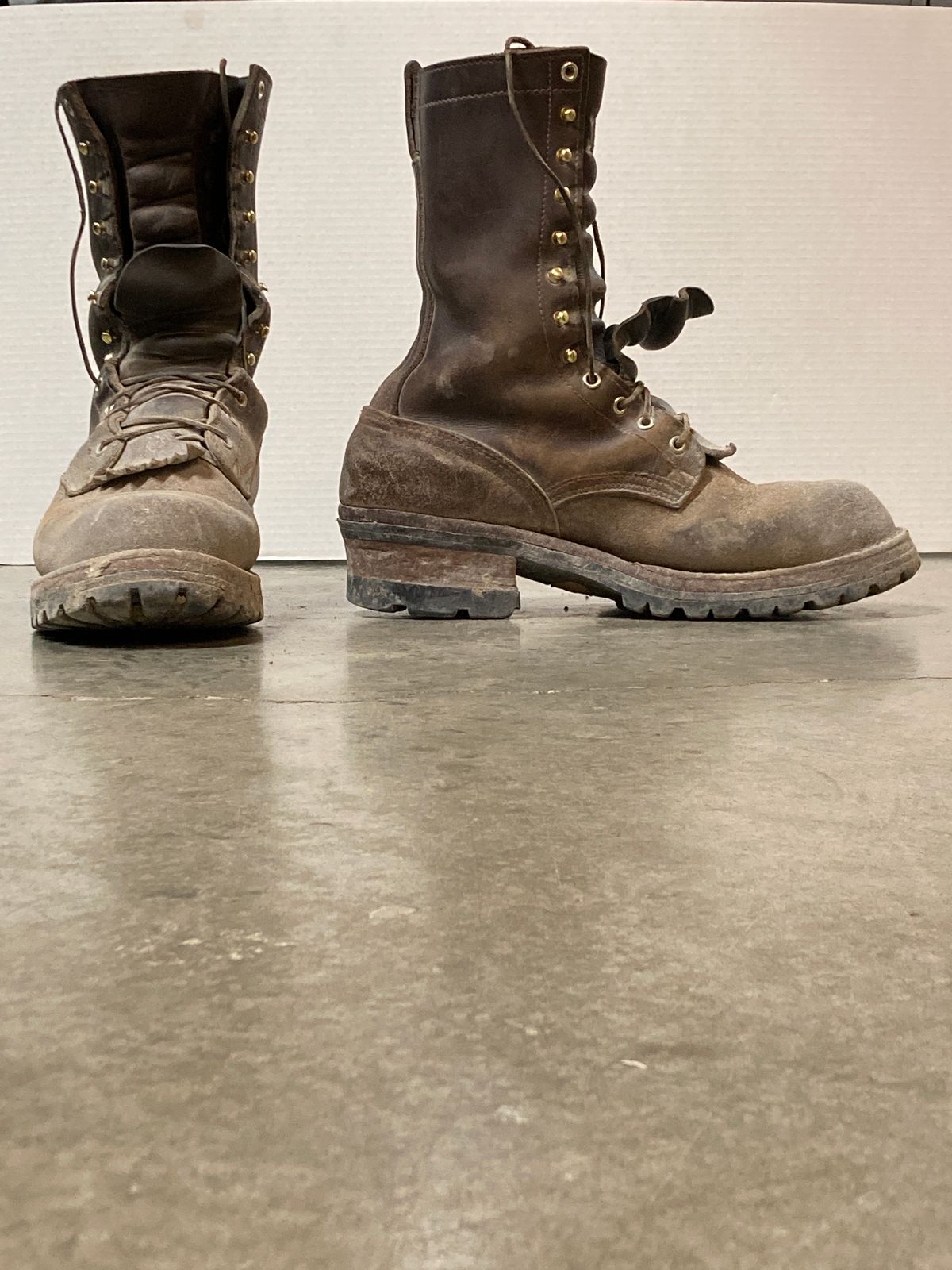 Photo by LowUFO on October 4, 2023 of the Nicks BuilderPro in Seidel 1964 Walnut Roughout.