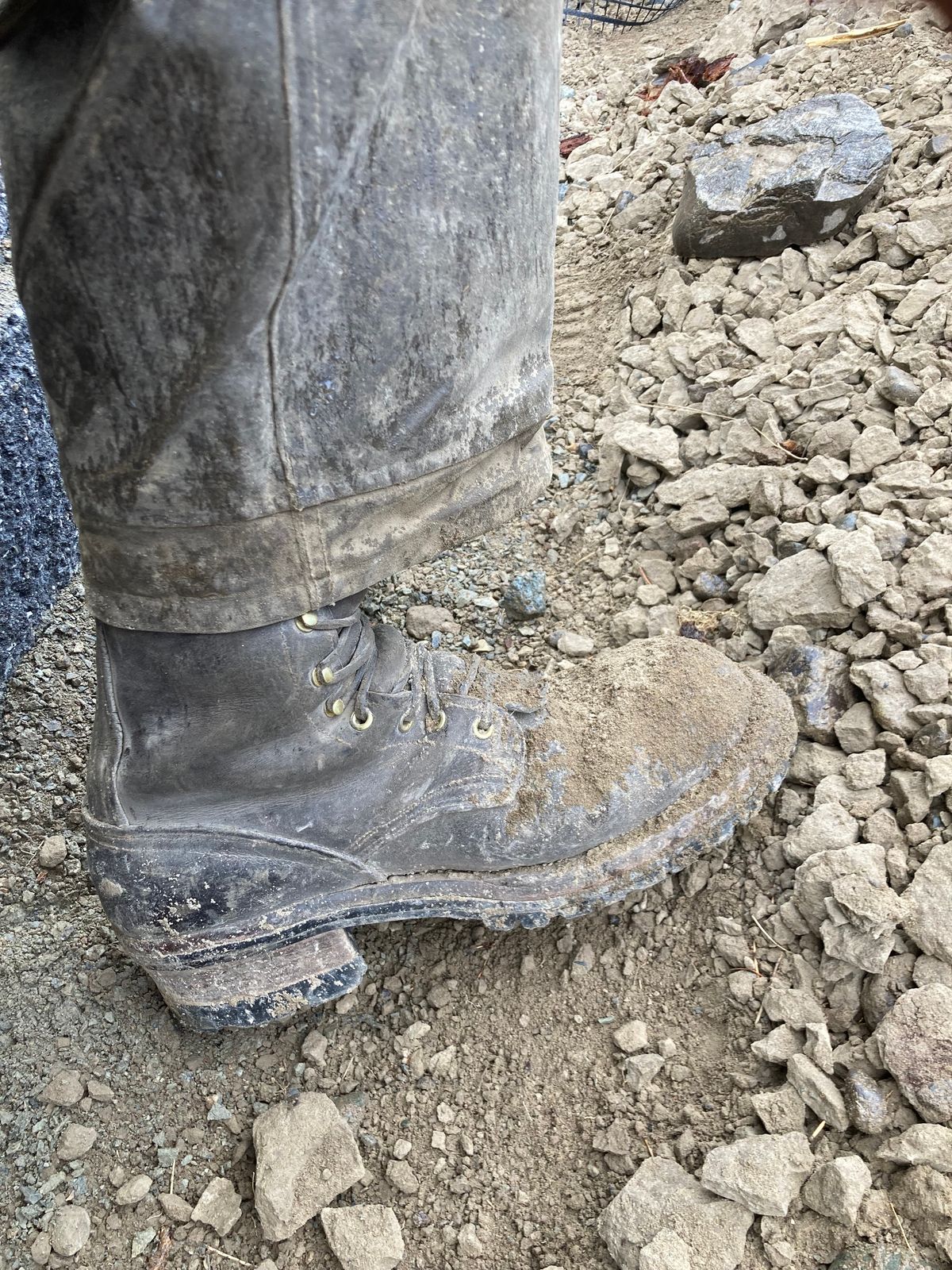 Photo by LowUFO on October 4, 2025 of the Nicks BuilderPro in Seidel 1964 Walnut Roughout.