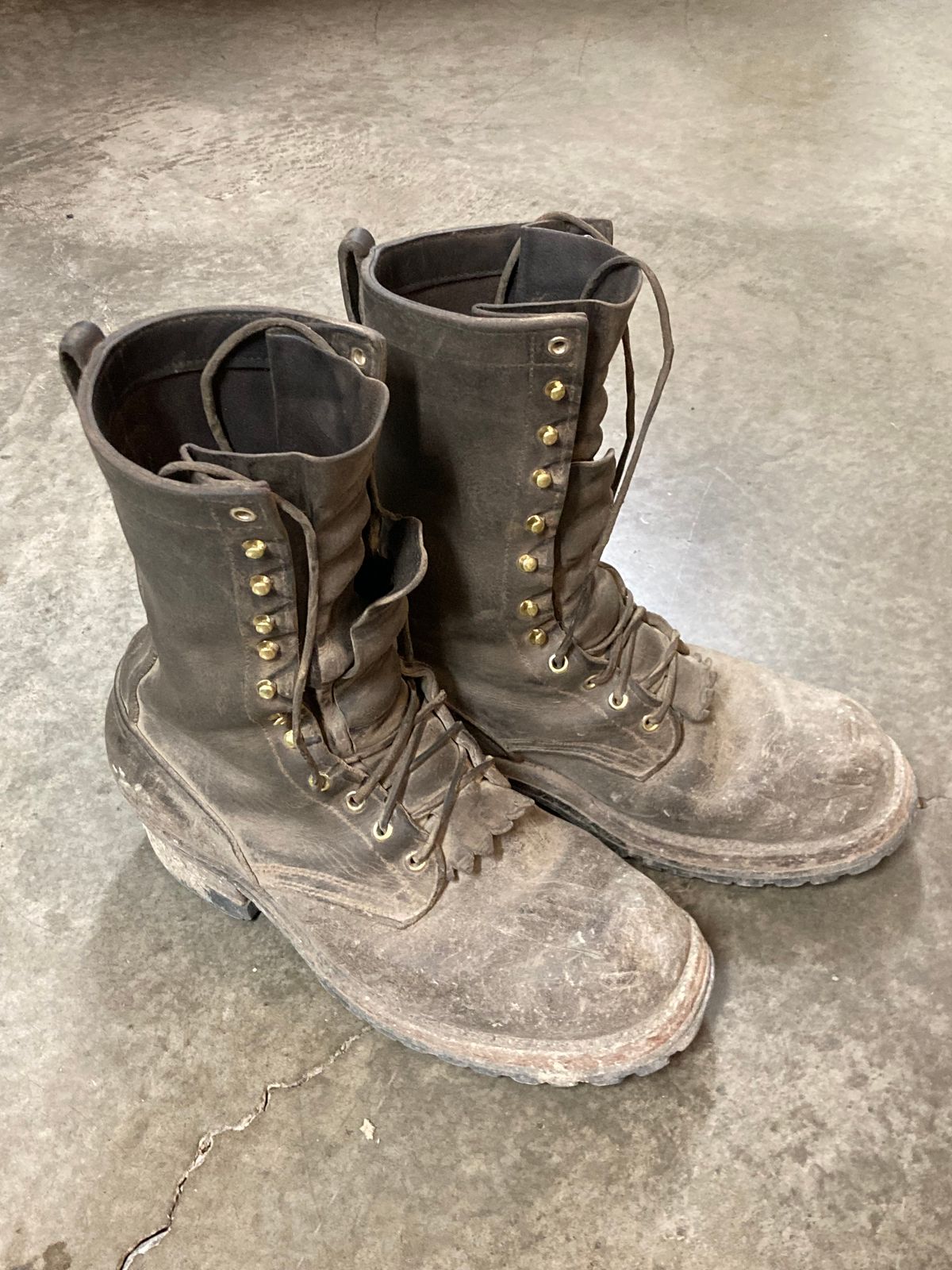 Photo by LowUFO on November 6, 2025 of the Nicks BuilderPro in Seidel 1964 Walnut Roughout.