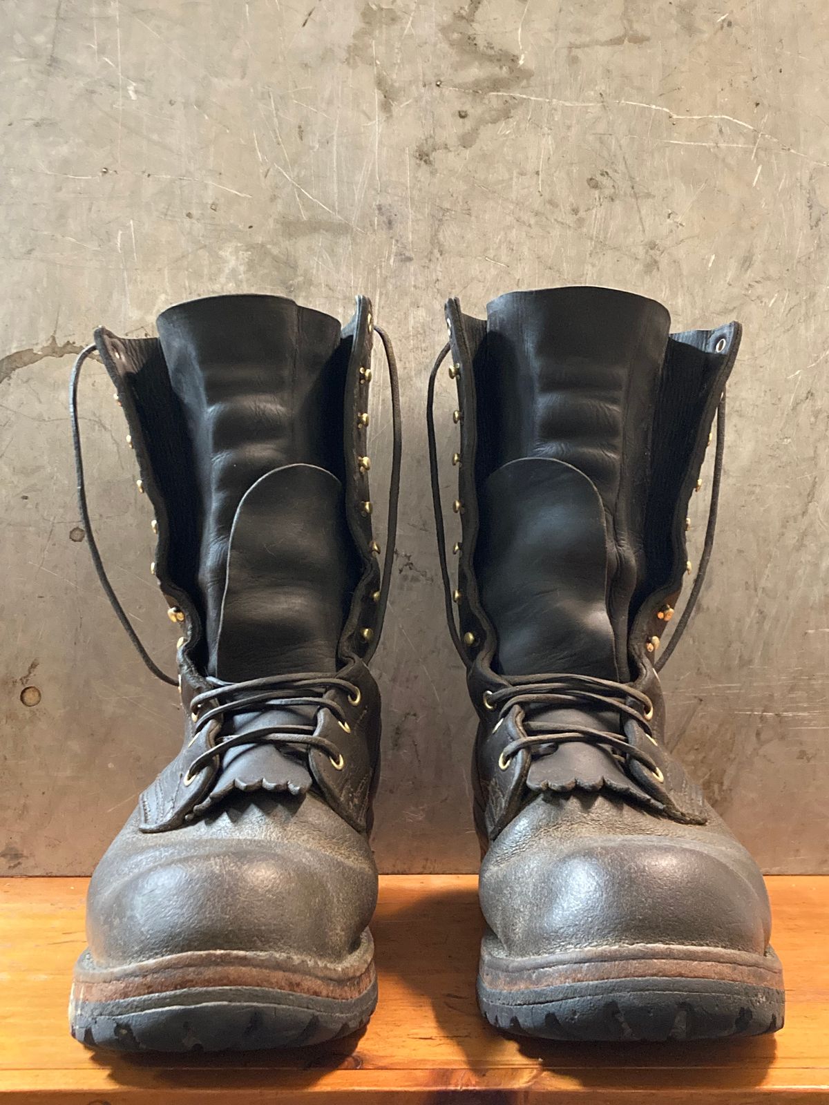 Photo by LowUFO on January 4, 2026 of the Nicks BuilderPro in Seidel 1964 Walnut Roughout.