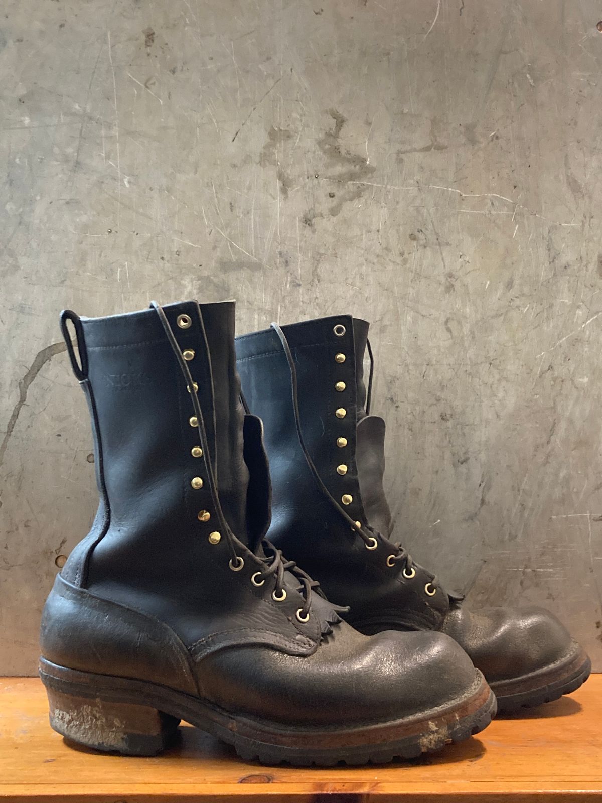 Photo by LowUFO on January 4, 2026 of the Nicks BuilderPro in Seidel 1964 Walnut Roughout.