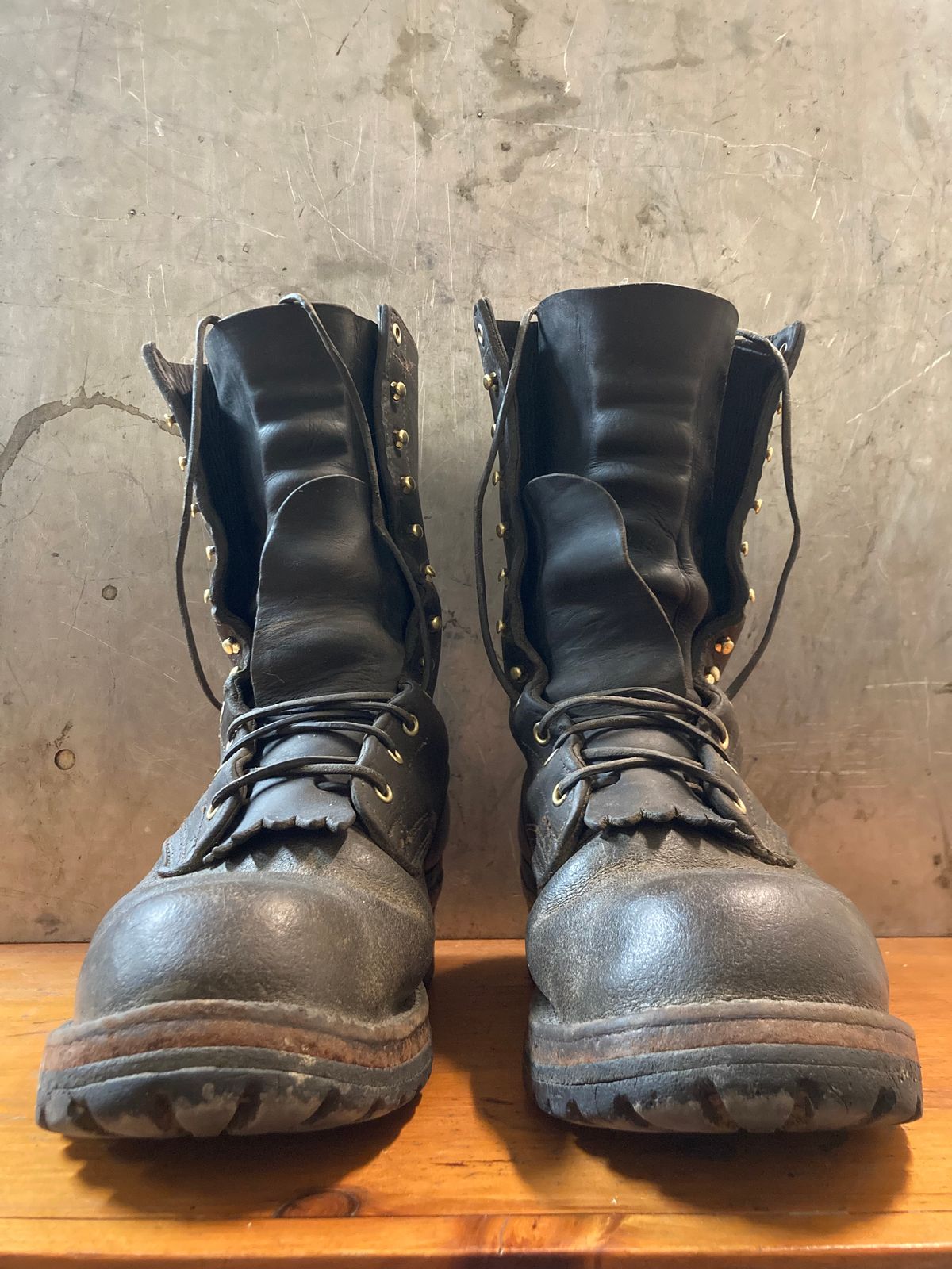 Photo by LowUFO on February 5, 2026 of the Nicks BuilderPro in Seidel 1964 Walnut Roughout.