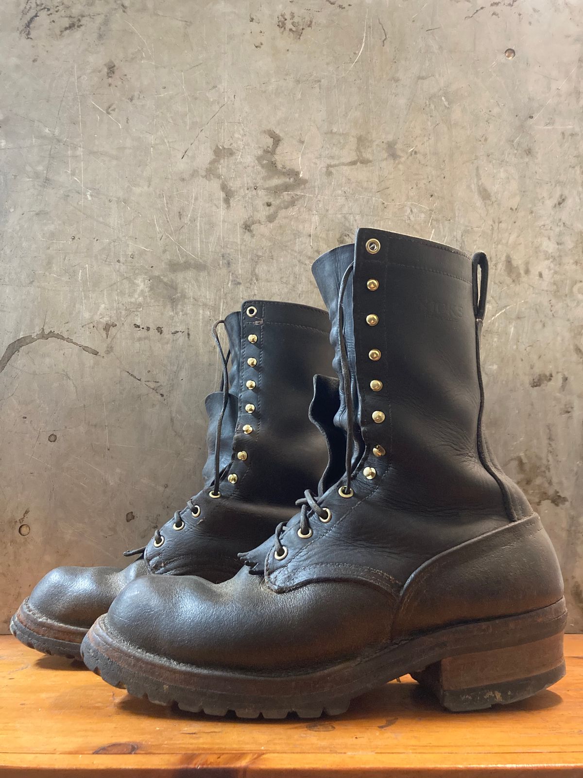 Photo by LowUFO on February 5, 2026 of the Nicks BuilderPro in Seidel 1964 Walnut Roughout.