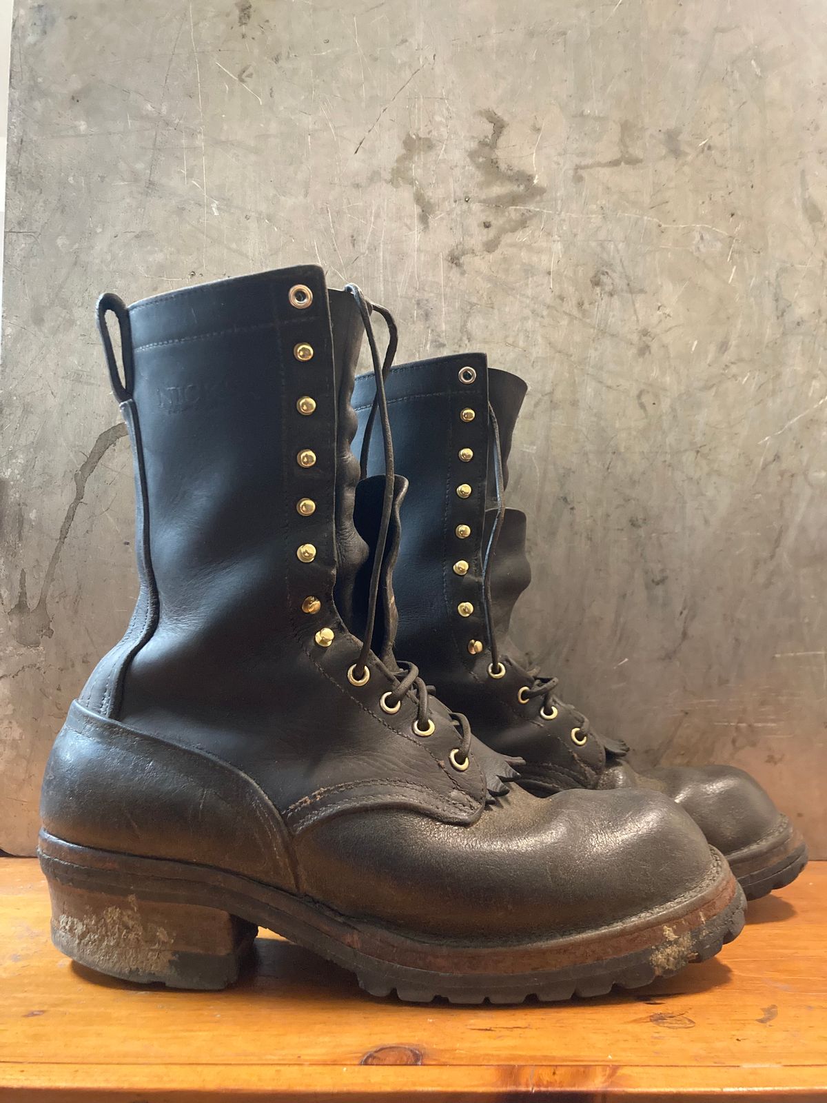 Photo by LowUFO on February 5, 2026 of the Nicks BuilderPro in Seidel 1964 Walnut Roughout.