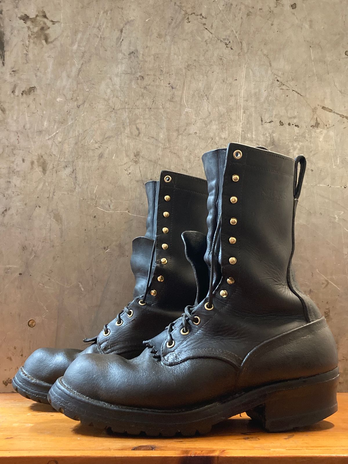 Photo by LowUFO on February 24, 2026 of the Nicks BuilderPro in Seidel 1964 Walnut Roughout.