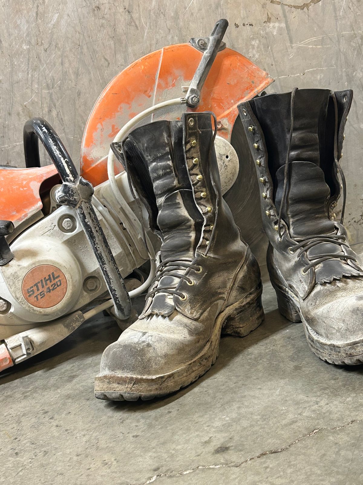 Photo by LowUFO on April 4, 2026 of the Nicks BuilderPro in Seidel 1964 Walnut Roughout.