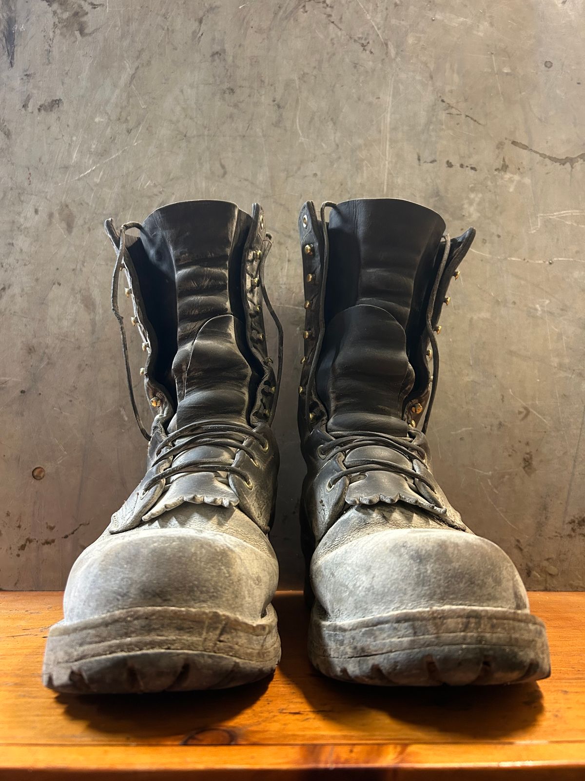 Photo by LowUFO on April 4, 2026 of the Nicks BuilderPro in Seidel 1964 Walnut Roughout.