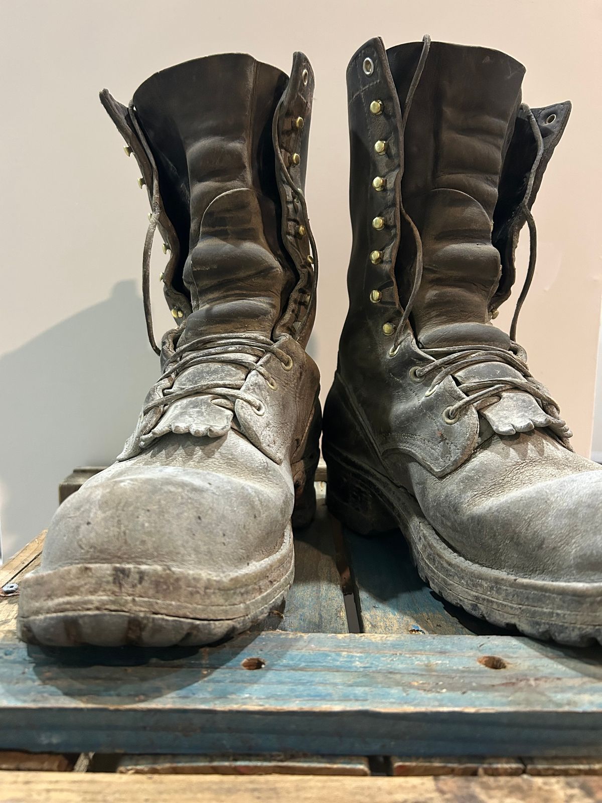 Photo by LowUFO on June 5, 2026 of the Nicks BuilderPro in Seidel 1964 Walnut Roughout.