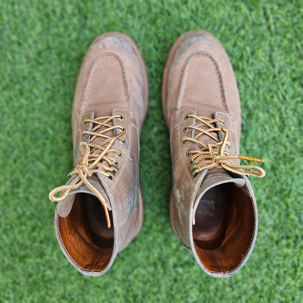 Photo by nutztee on November 5, 2024 of the Grant Stone Brass Boot in C.F. Stead Natural Waxy Commander Suede.