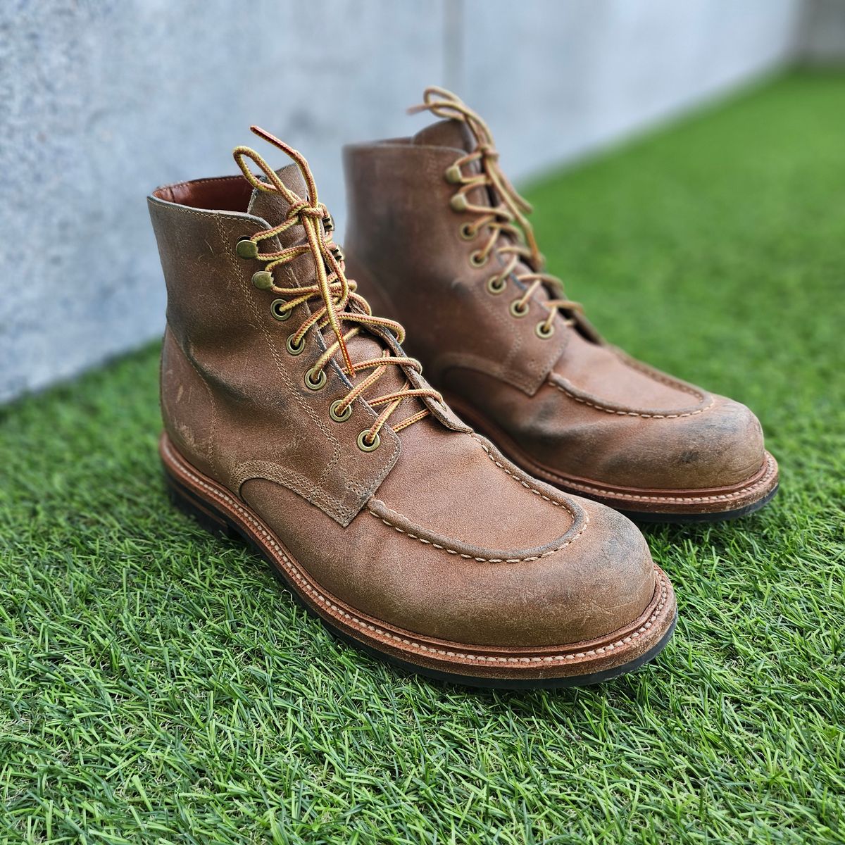 Photo by nutztee on November 5, 2024 of the Grant Stone Brass Boot in C.F. Stead Natural Waxy Commander Suede.