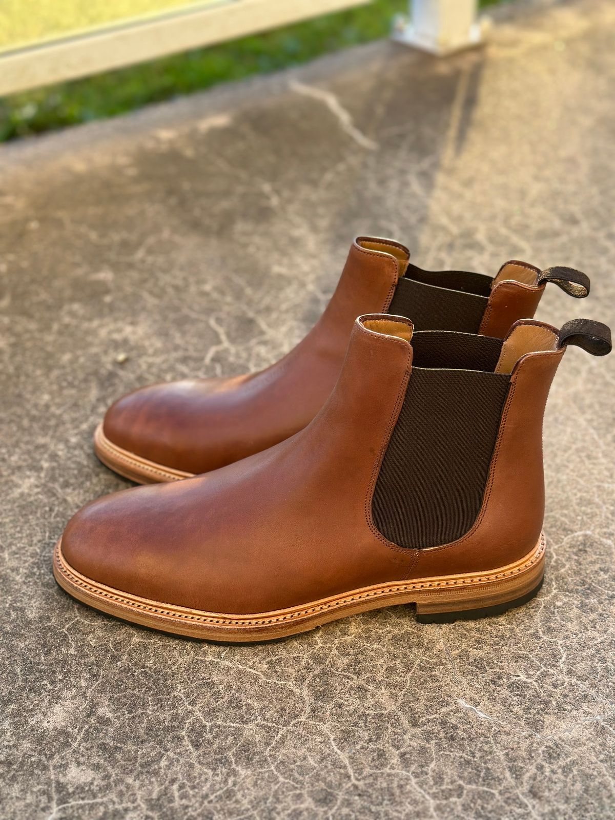 Photo by n_1n on October 2, 2023 of the Rider Boot Co. Fritz in Maryam Toscanello Horsebutt.