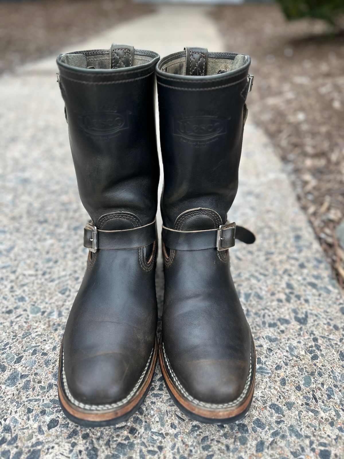 Photo by n_1n on April 5, 2023 of the Wesco Mister Lou in Maryam Petrolio Waxed Black Horsehide.