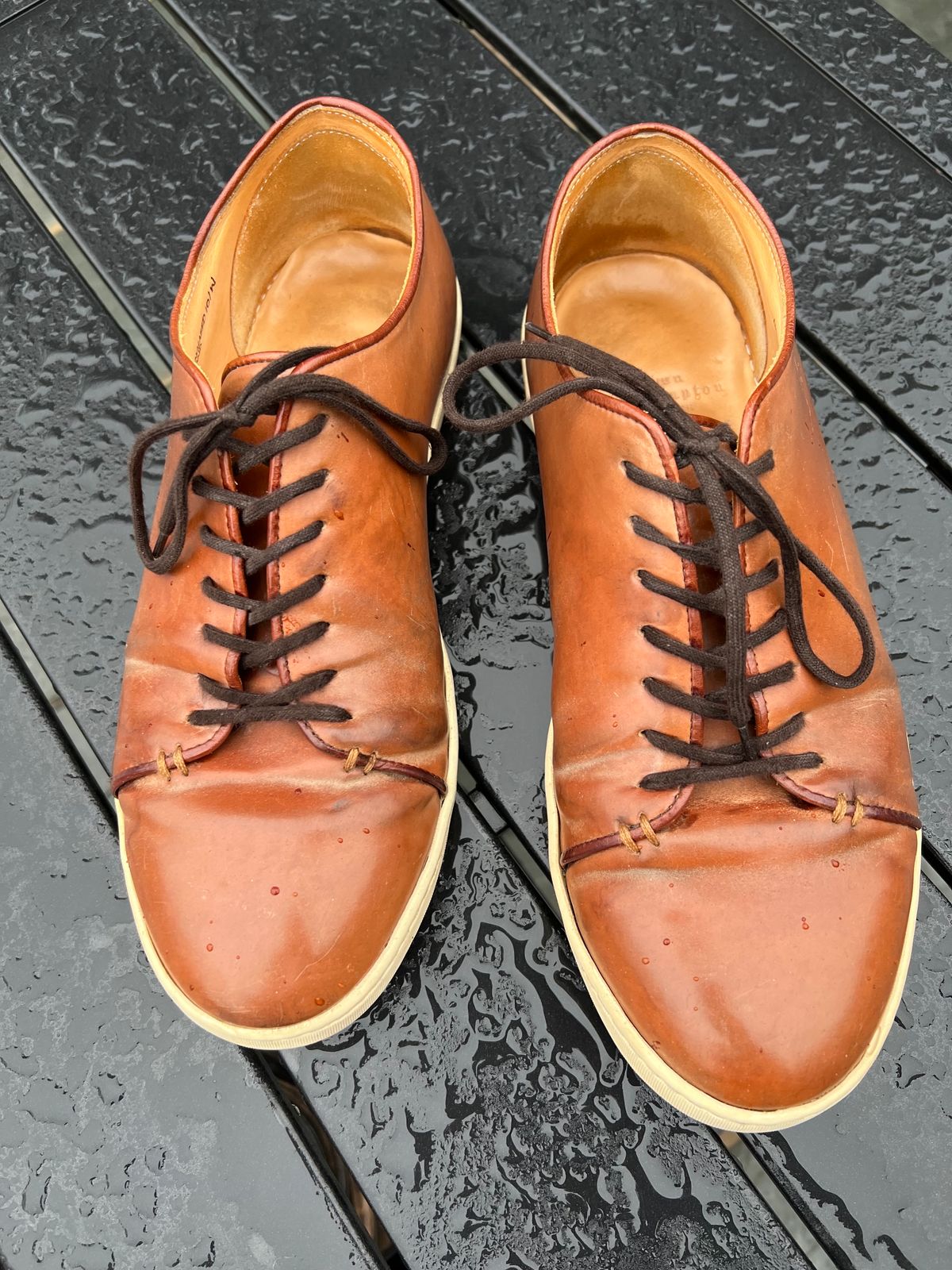 Photo by cronmok on January 2, 2024 of the Crown Northampton Harlestone in Horween Unglazed Natural Shell Cordovan.