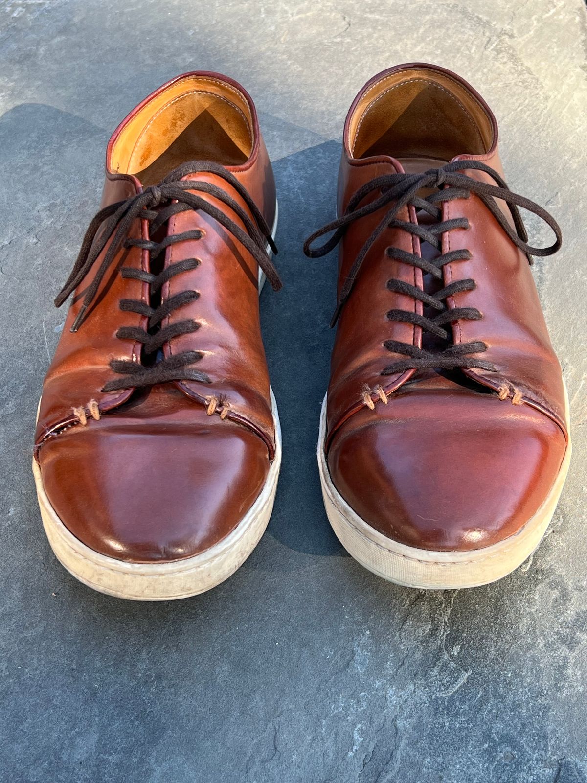 Photo by cronmok on April 1, 2024 of the Crown Northampton Harlestone in Horween Unglazed Natural Shell Cordovan.