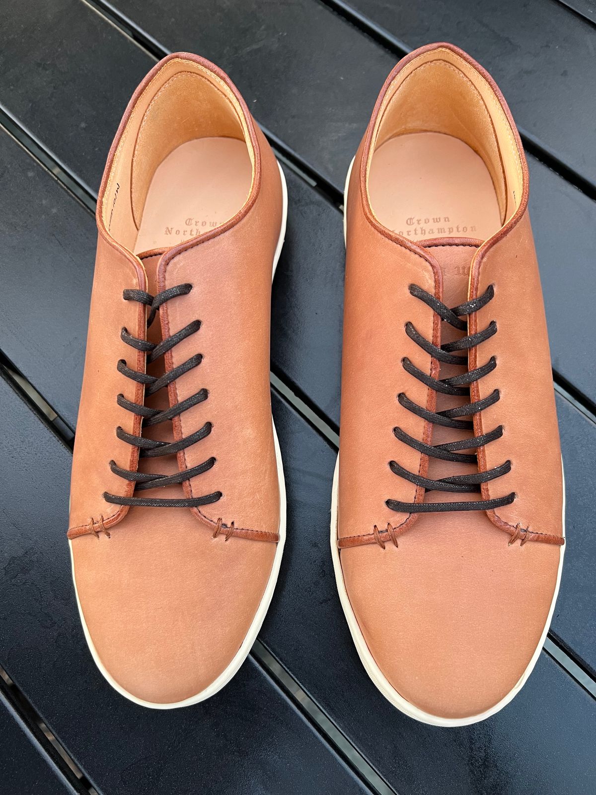 Photo by cronmok on October 1, 2023 of the Crown Northampton Harlestone in Horween Unglazed Natural Shell Cordovan.