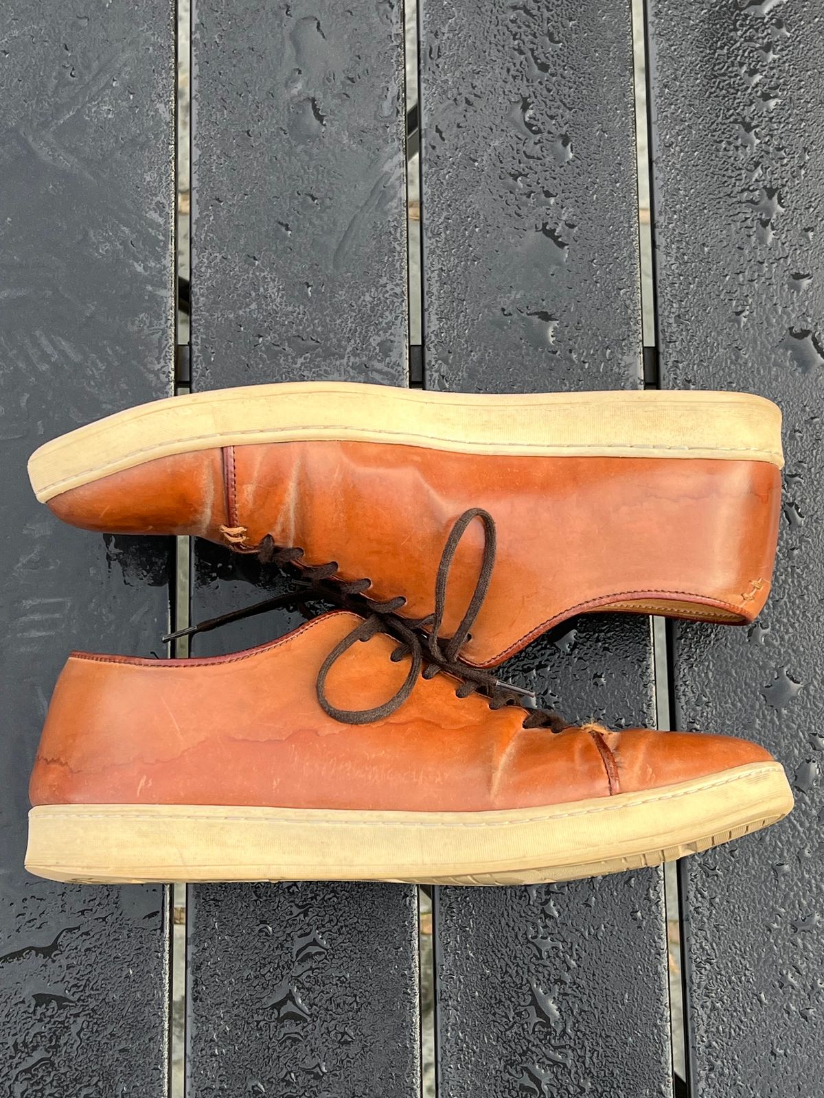 Photo by cronmok on February 4, 2024 of the Crown Northampton Harlestone in Horween Unglazed Natural Shell Cordovan.