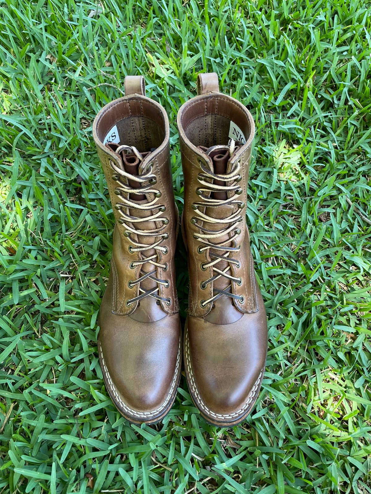 Photo by affa43 on April 5, 2024 of the Nicks Packer in Horween Natural Chromexcel.